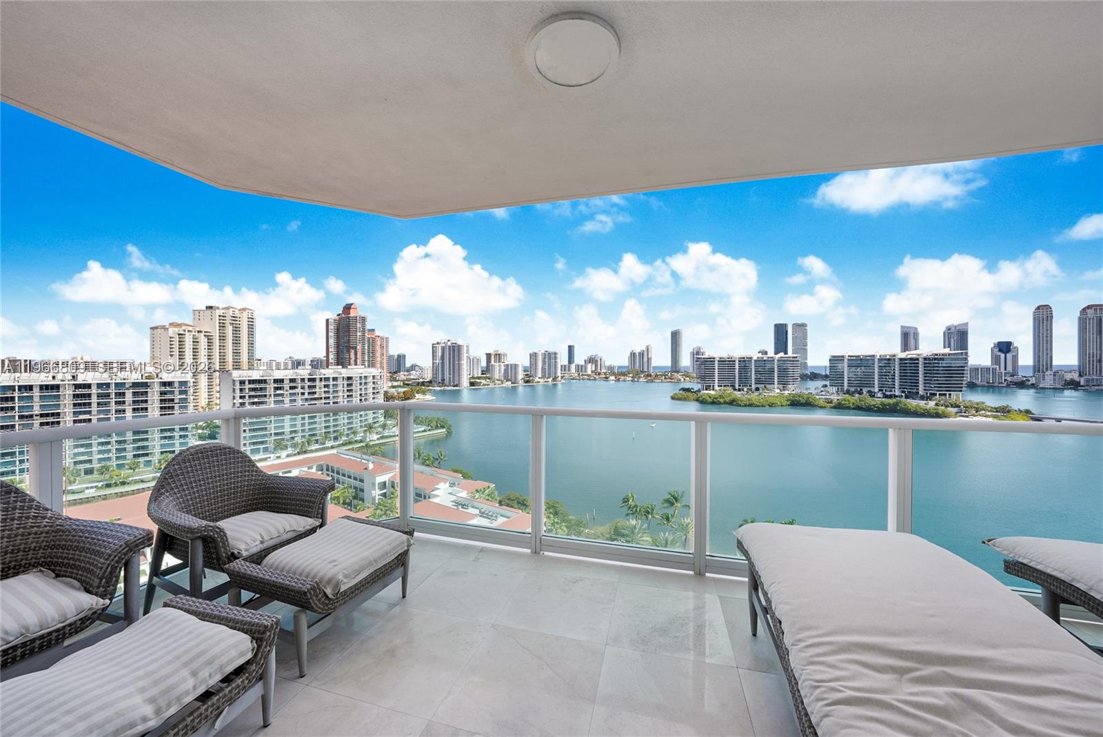 3301 NE 183rd St # 1701