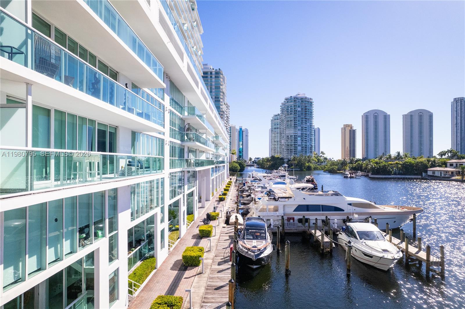 400 Sunny Isles Blvd # 2019