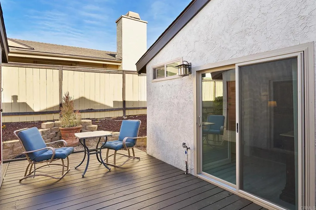 3347 Del Rio Court