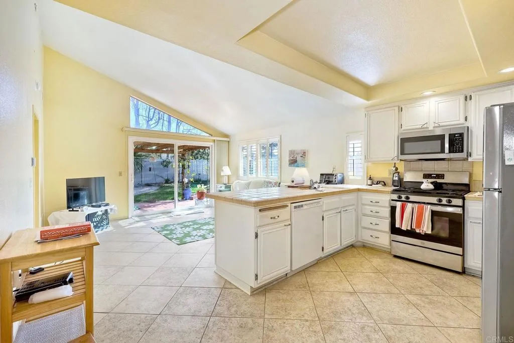 1803 Autumn Place