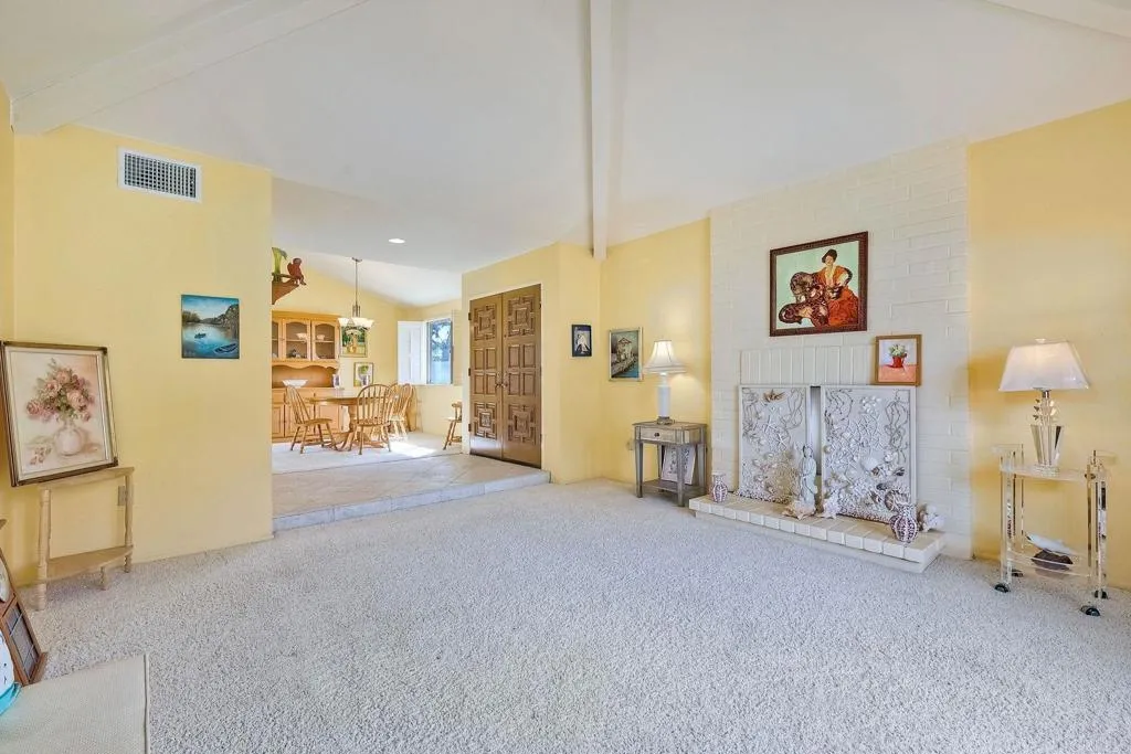 1803 Autumn Place