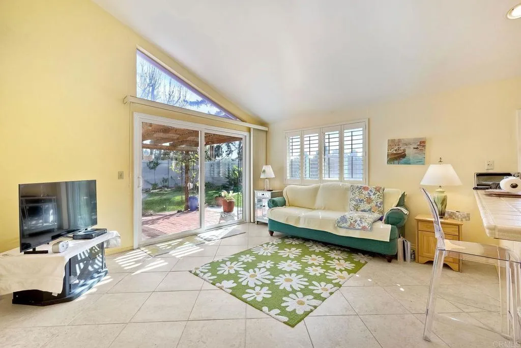 1803 Autumn Place