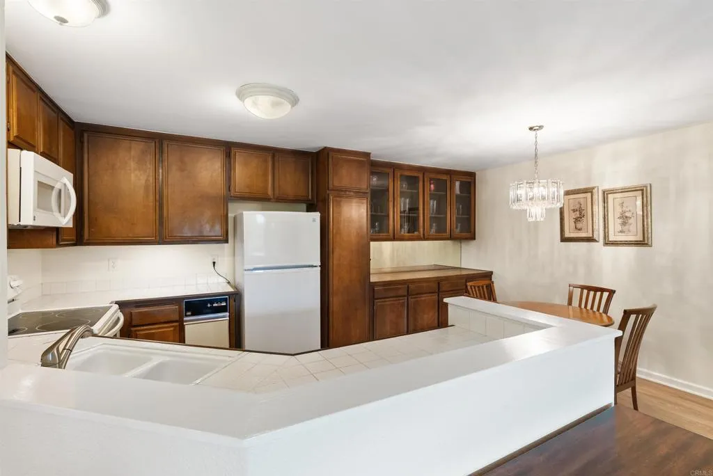 17607 Pomerado Unit 101, Rancho Bernardo (San Diego) Unit: 101