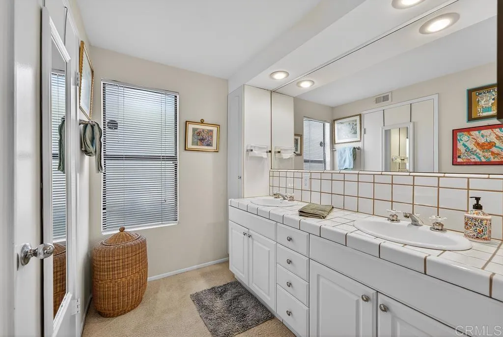 17721 Valle De Lobo