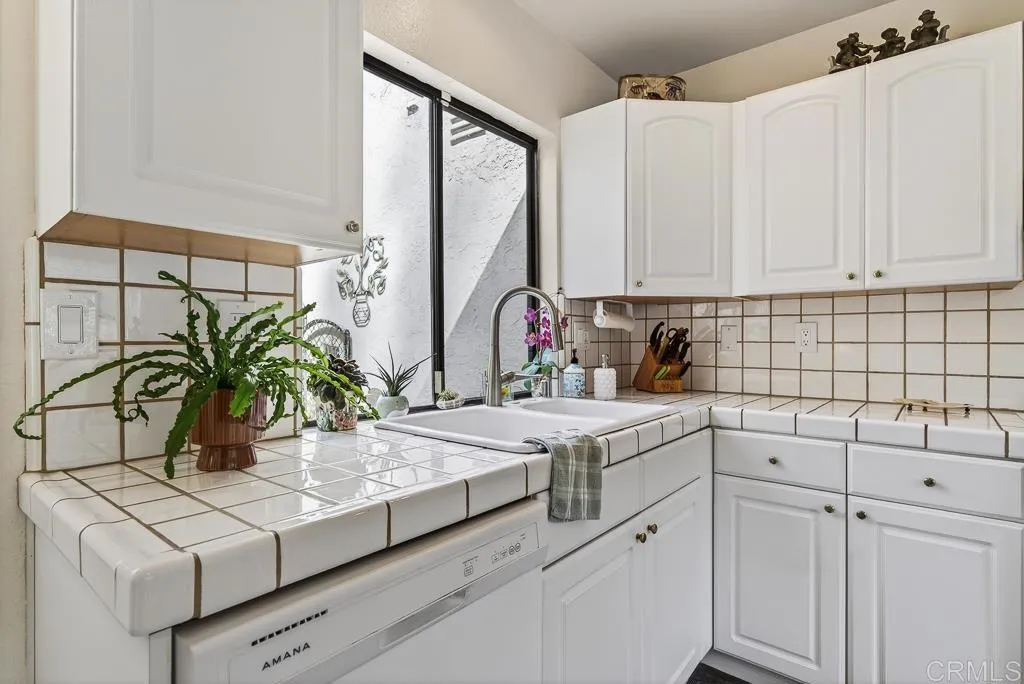 17721 Valle De Lobo