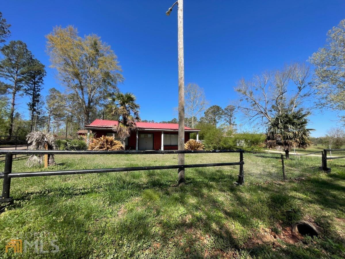 2668 Locust Grove Road