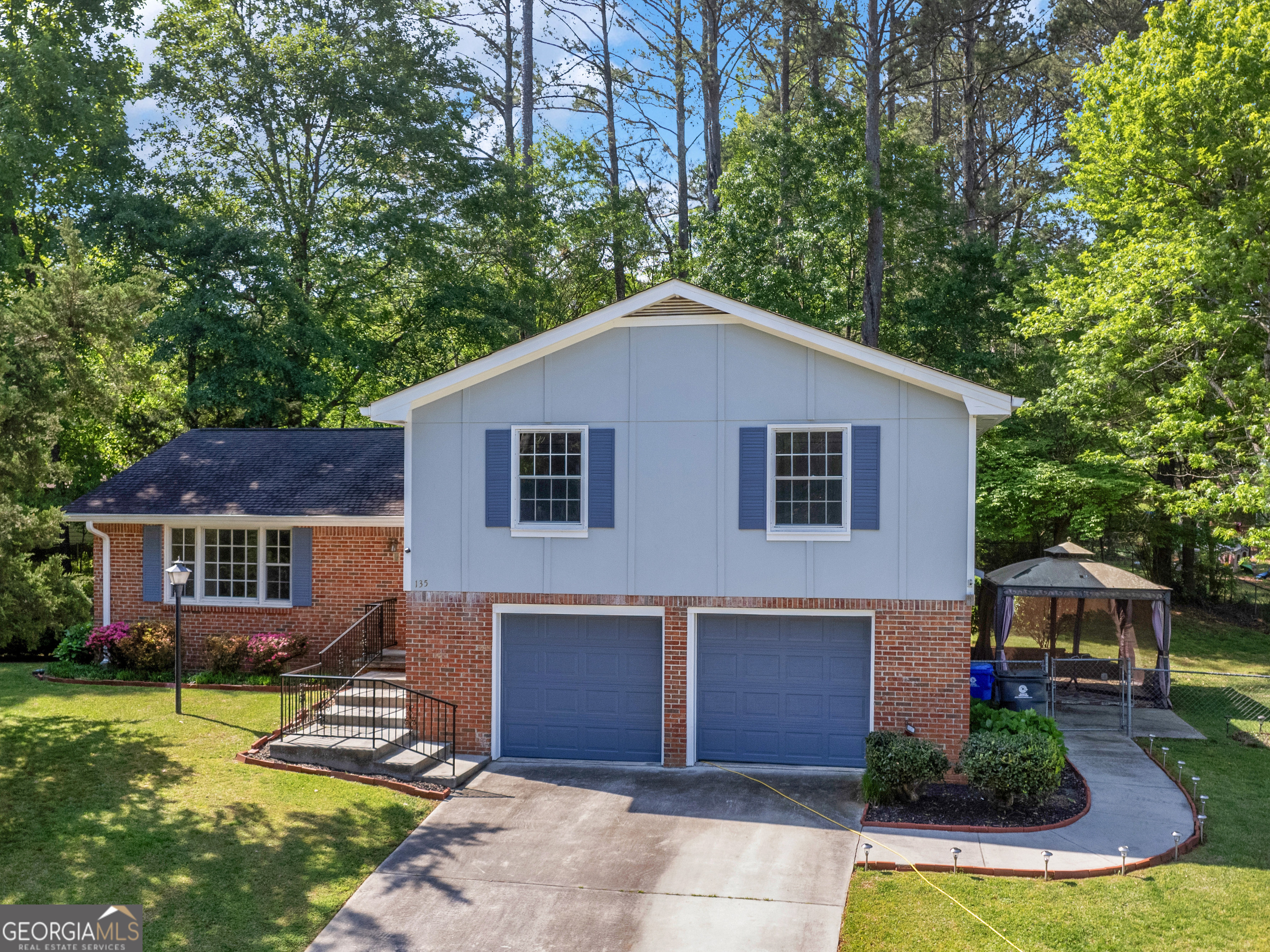 135 Mimosa Court