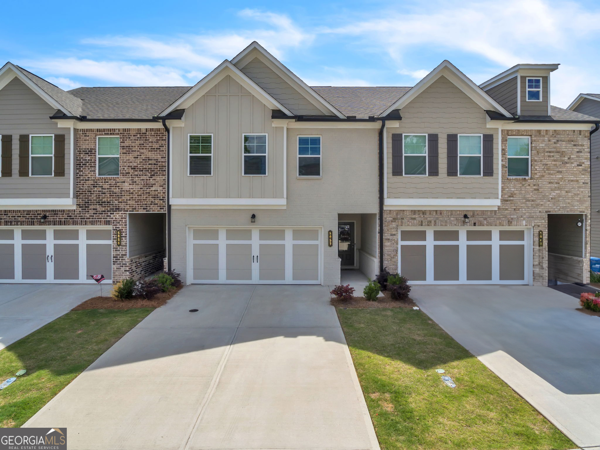 5052 Silver Fox Trail