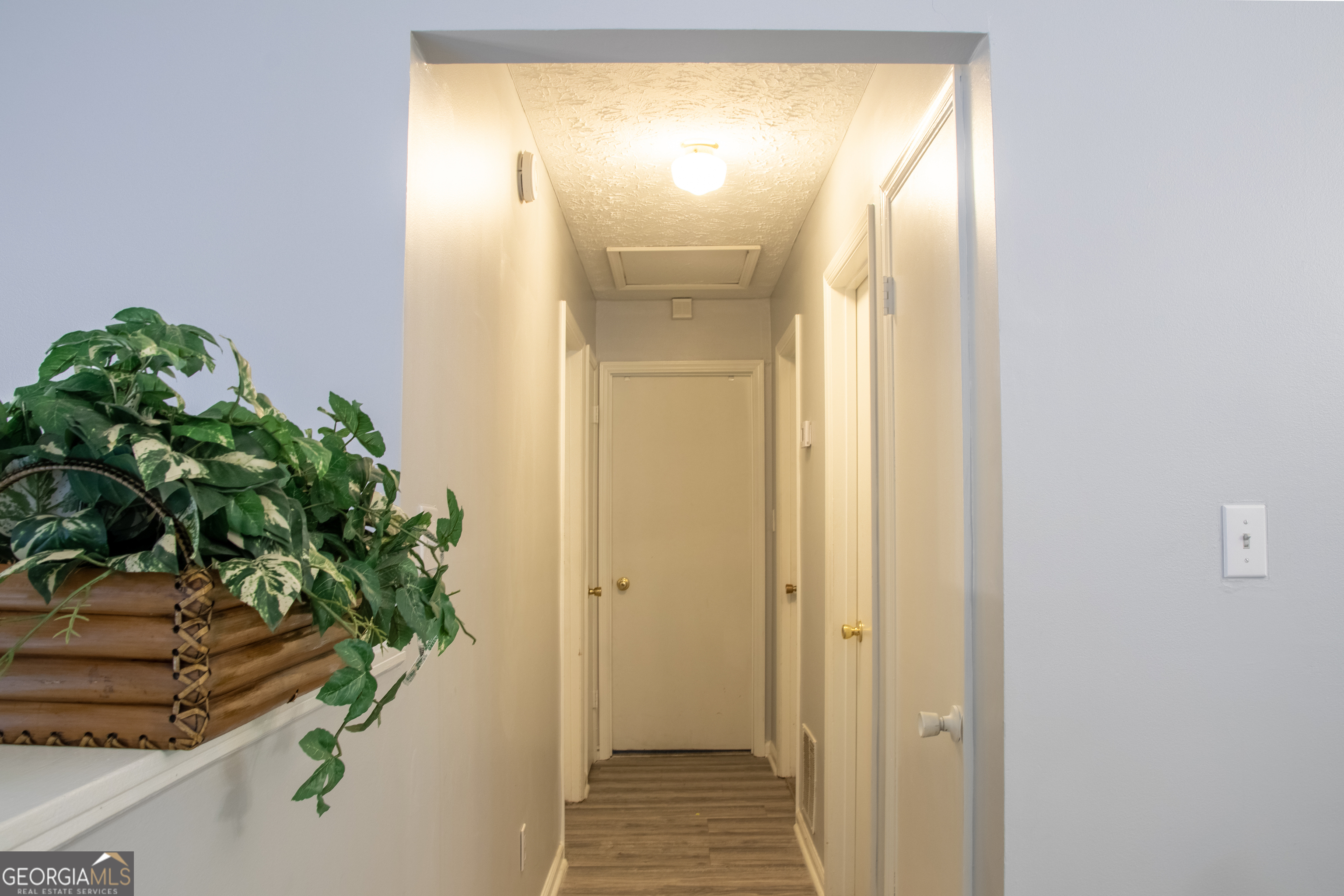 4090 Welcome All Terrace
