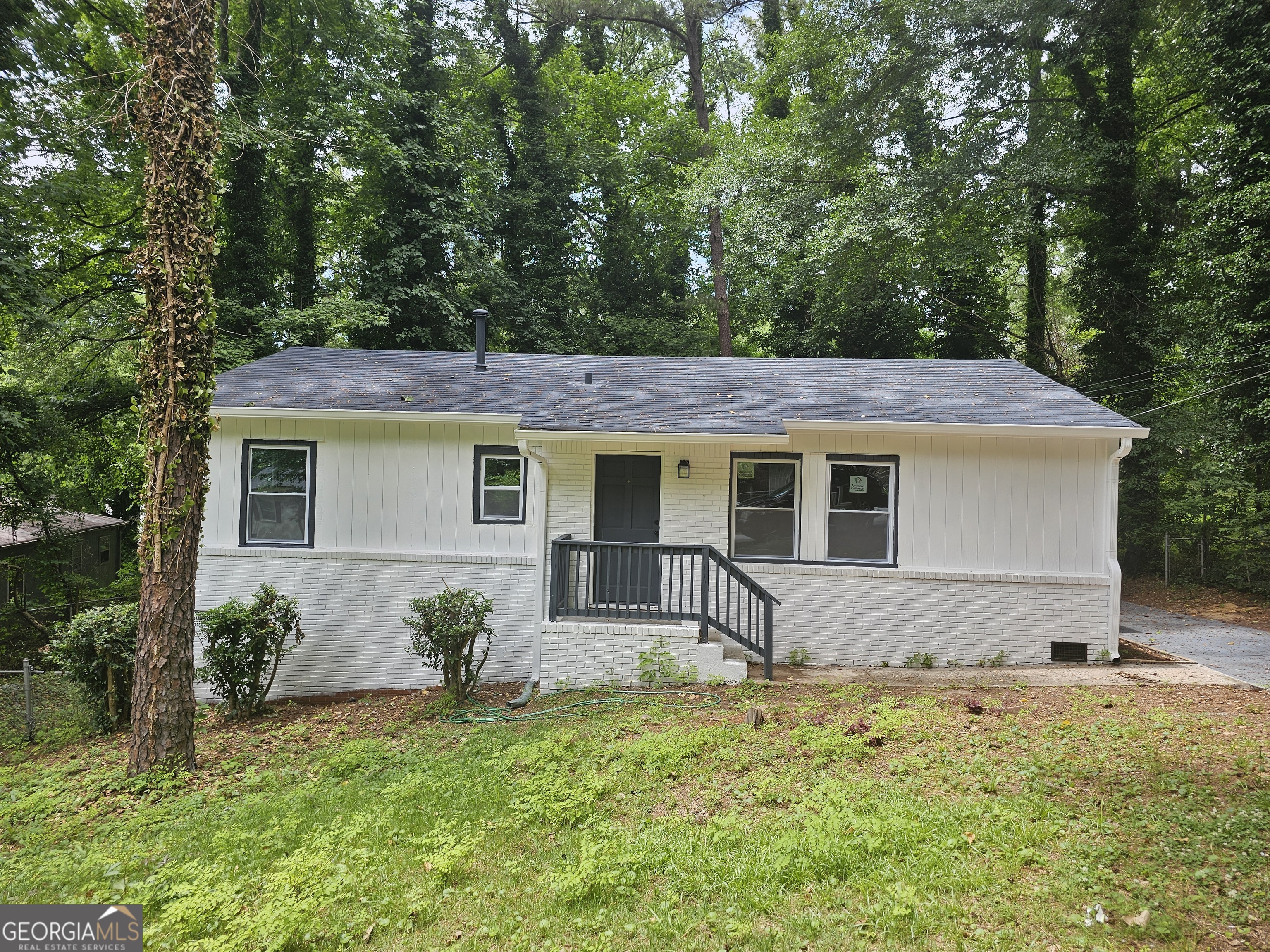 2207 Swallow Circle SE