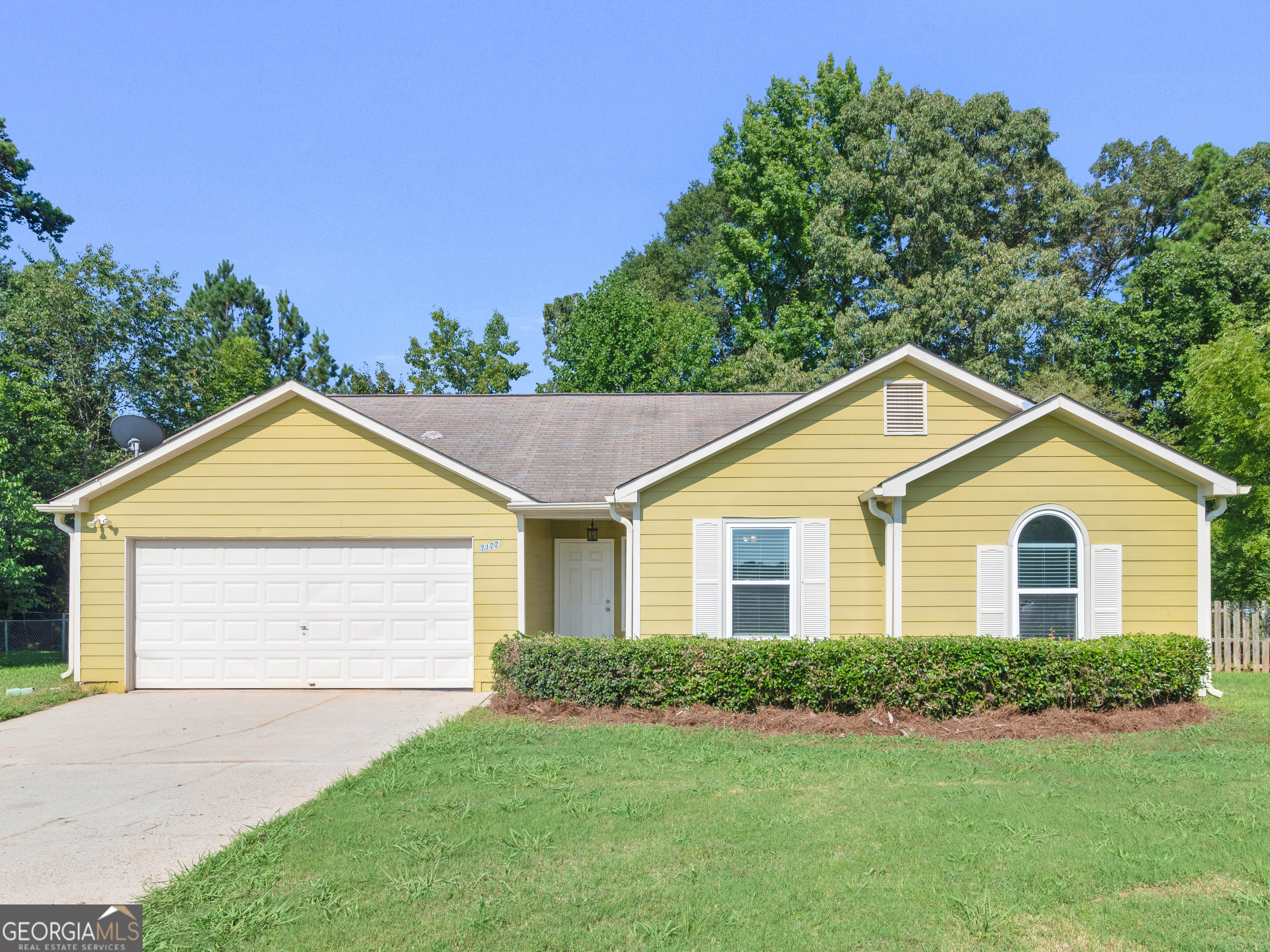 7122 Oakwood Circle