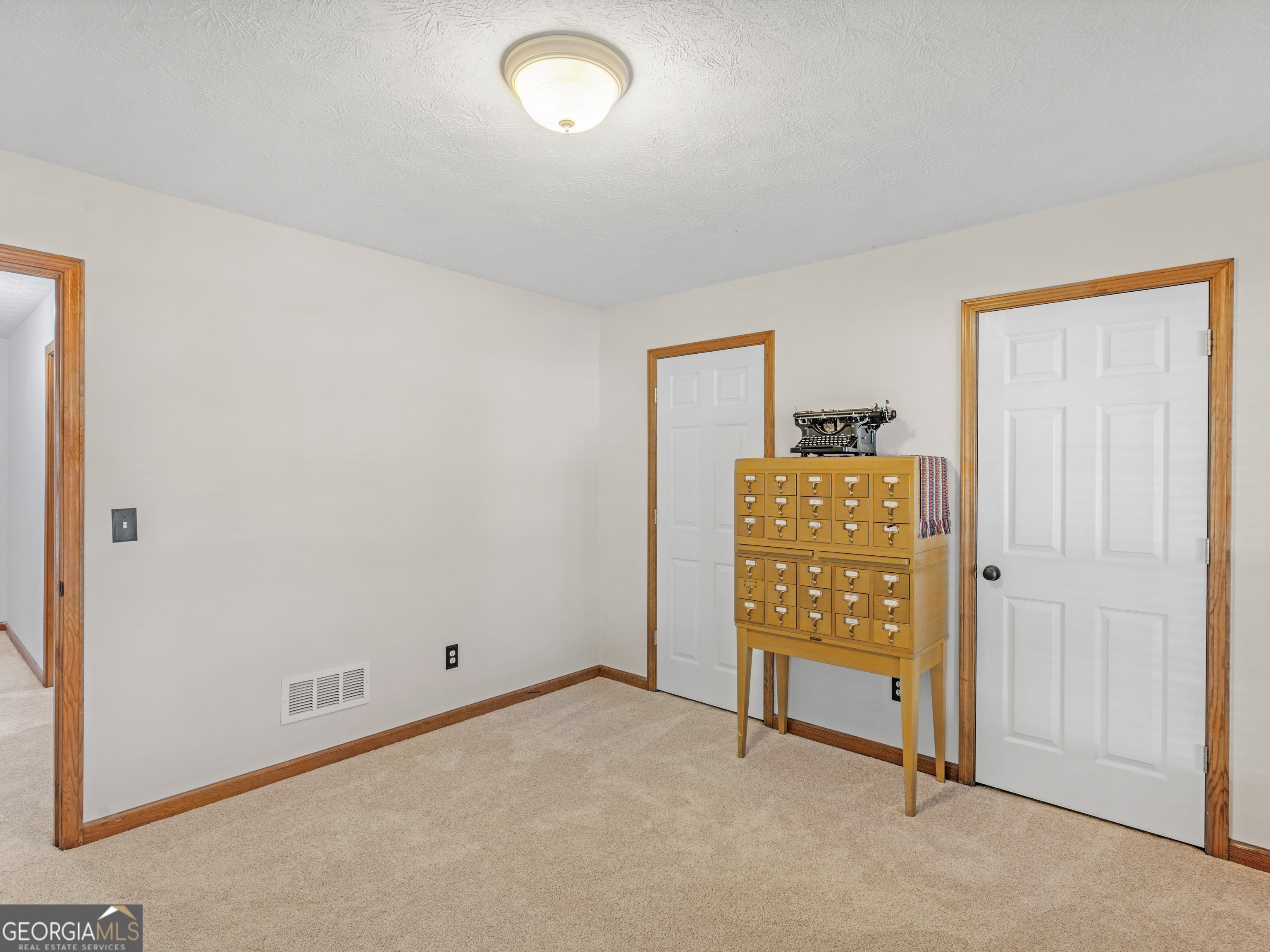 305 Country Lake Drive