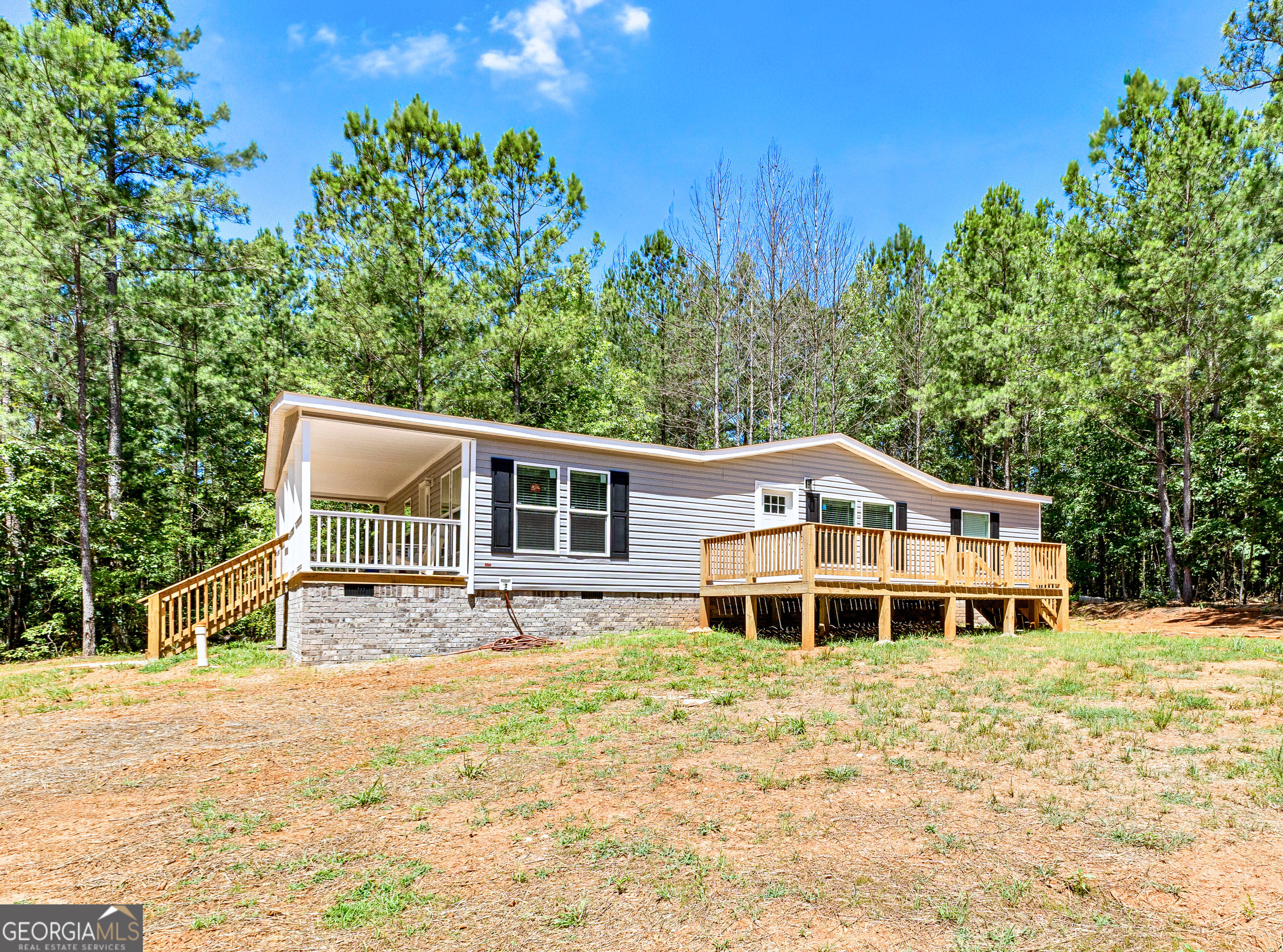723 Ellis Road