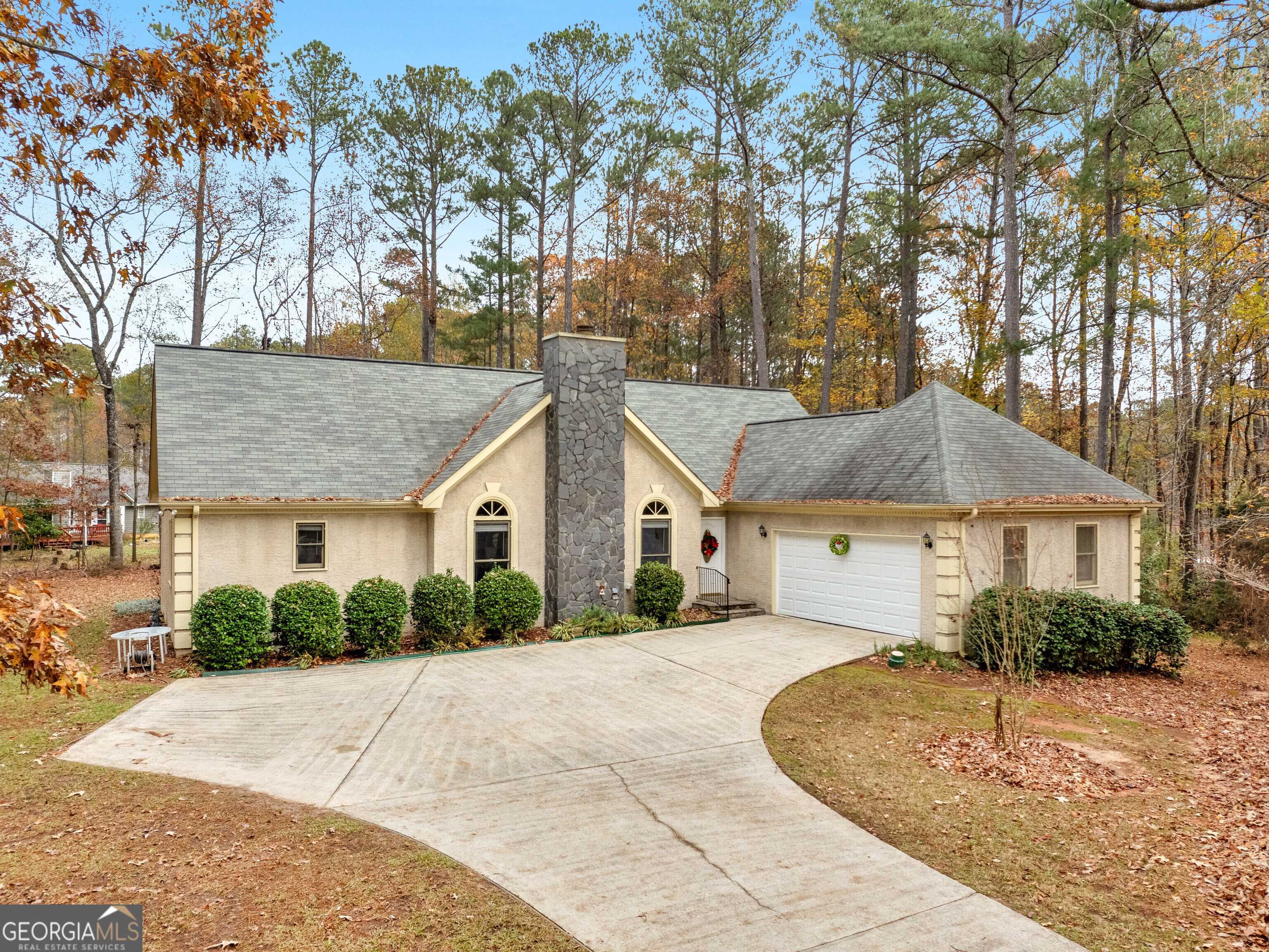 25 Maple Court