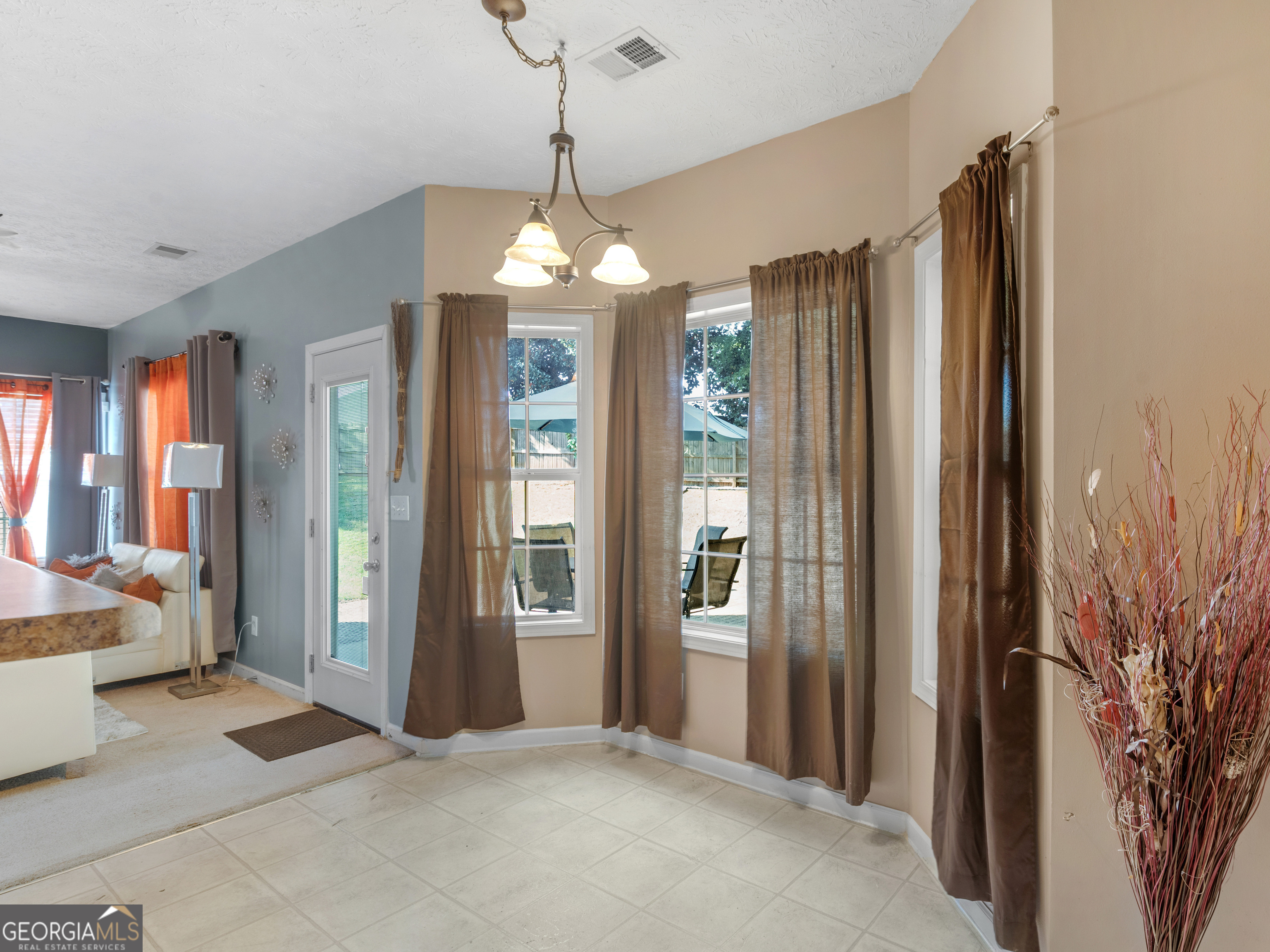 2169 Parador Bend
