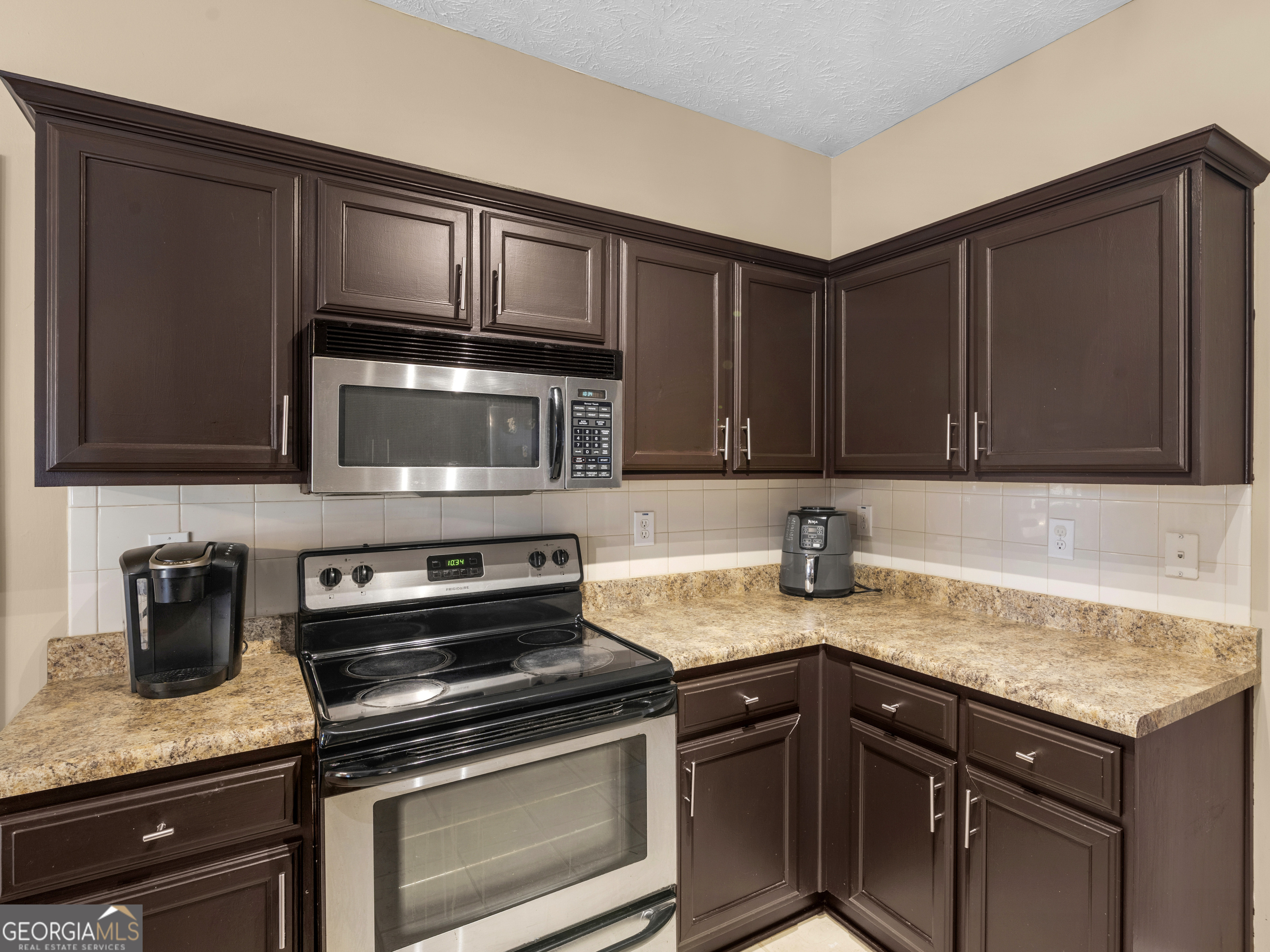 2169 Parador Bend