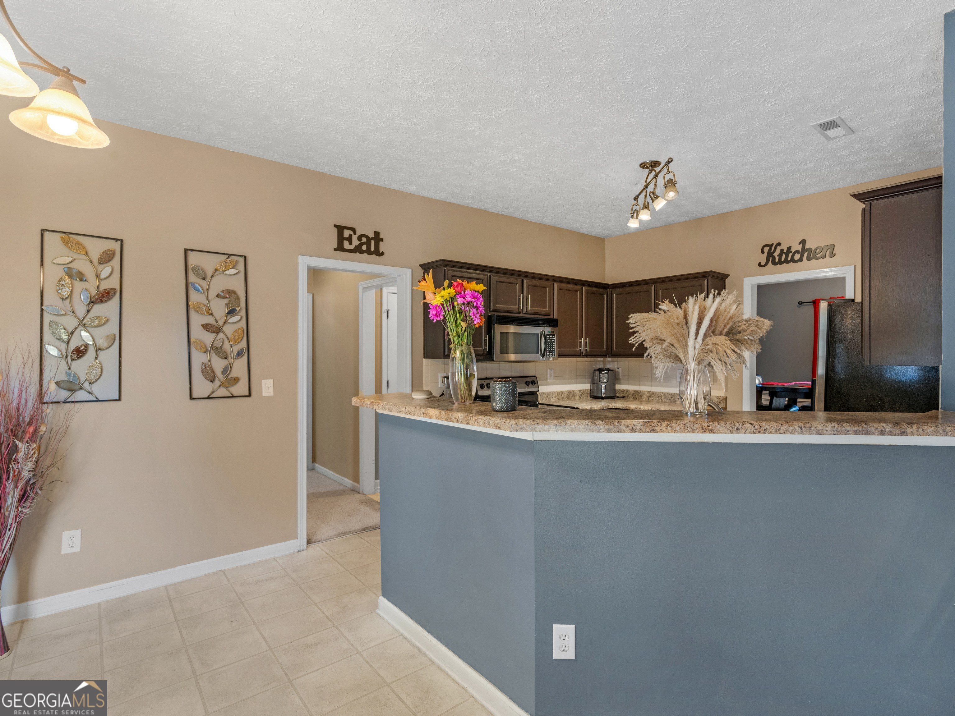 2169 Parador Bend