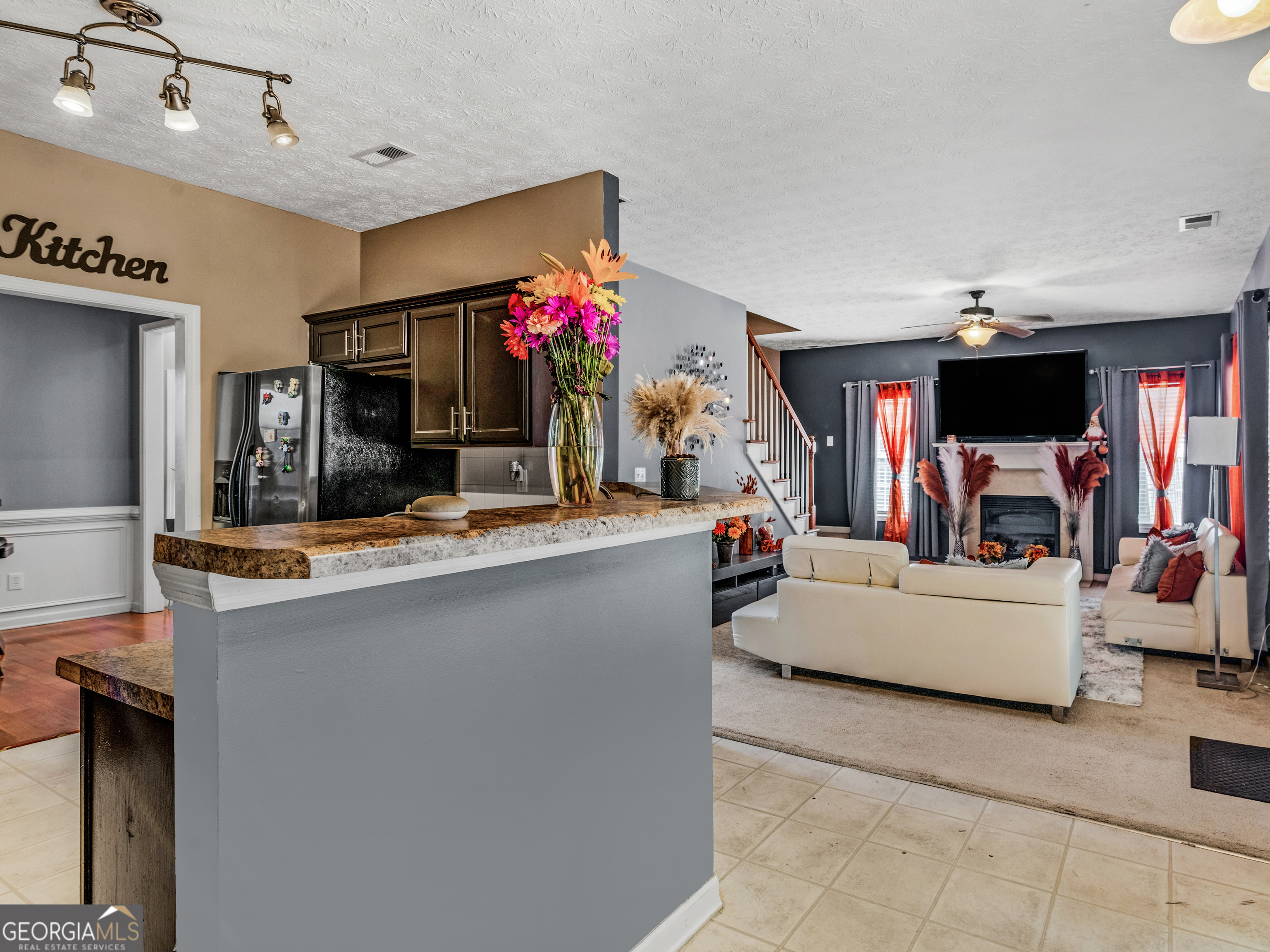 2169 Parador Bend