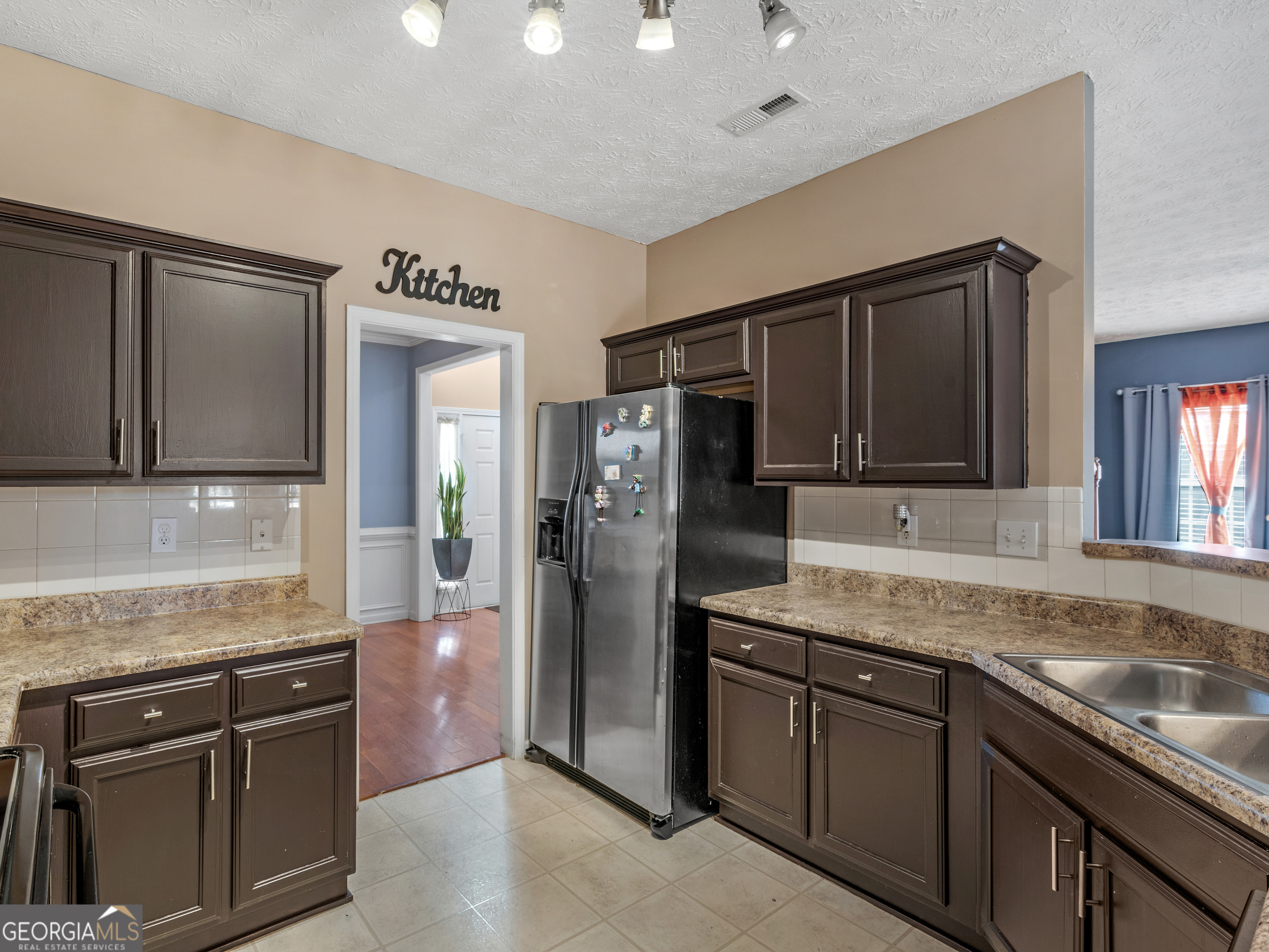 2169 Parador Bend