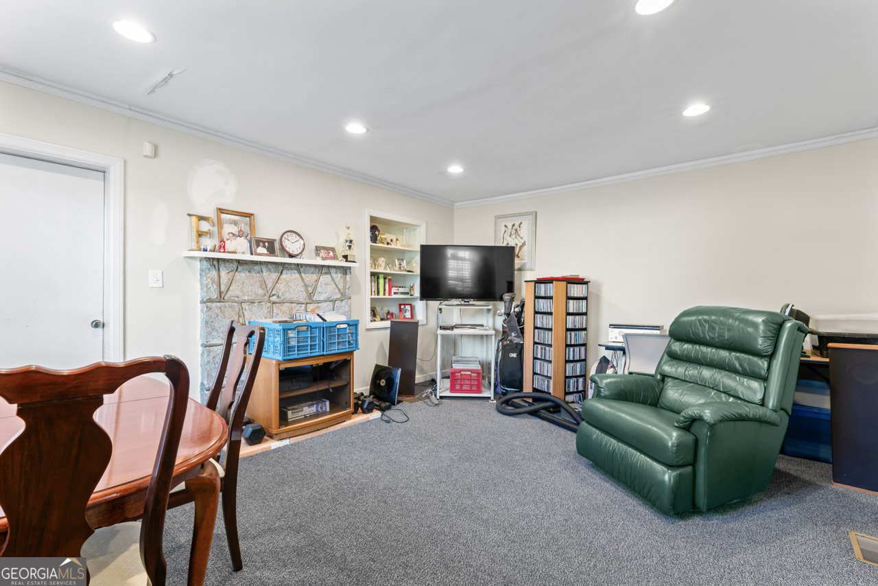 3423 Bouldercrest Road