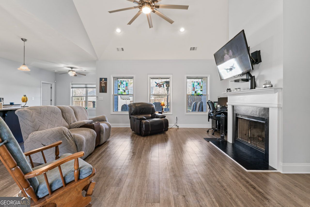 117 Coulter Woods Drive