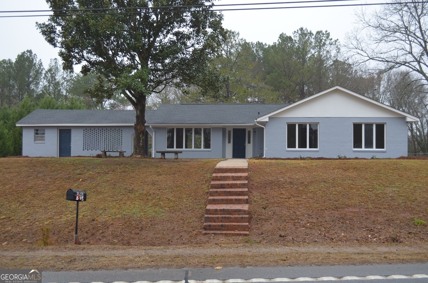 451 Highway 83