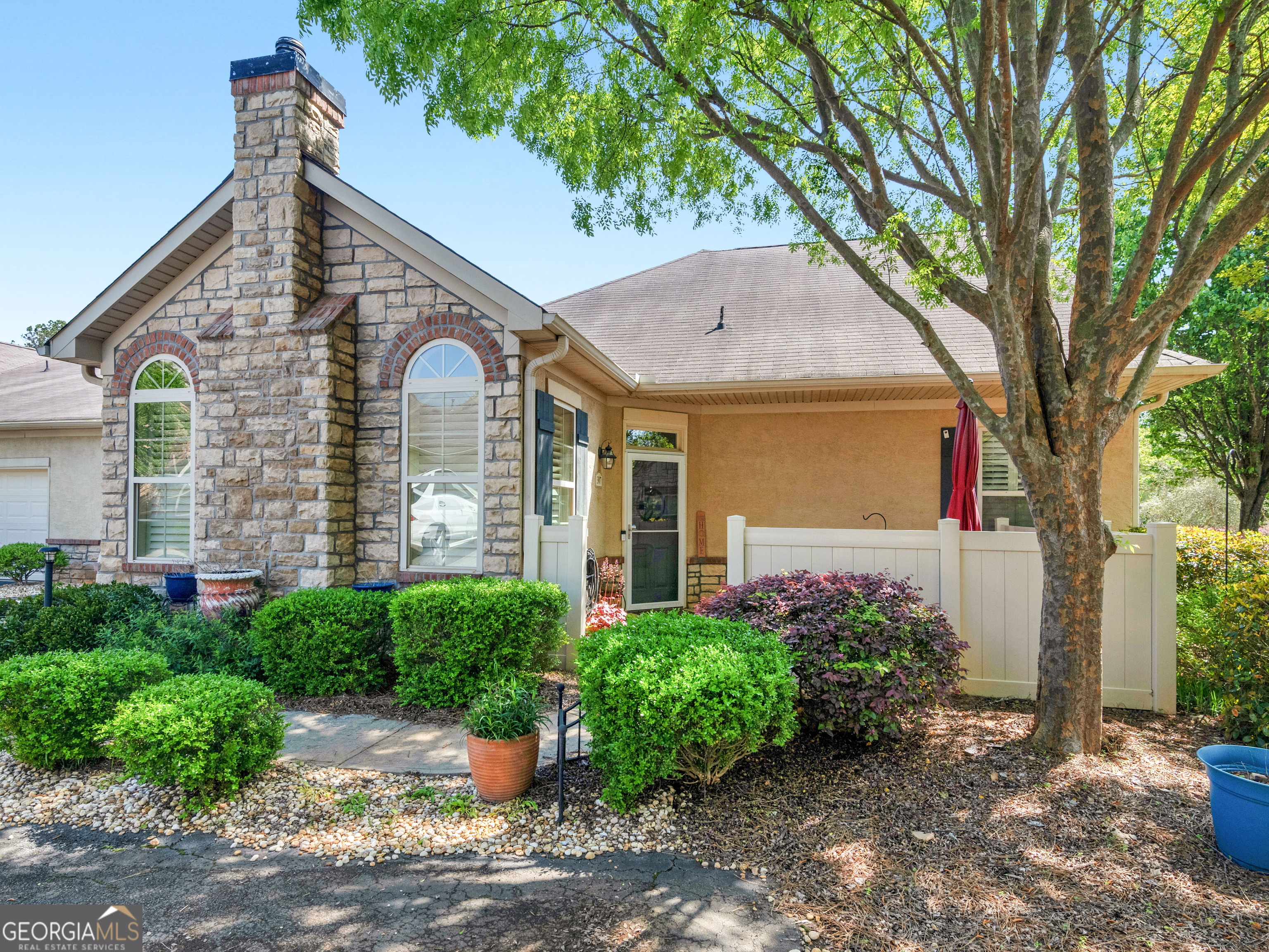 307 Gladstone Drive