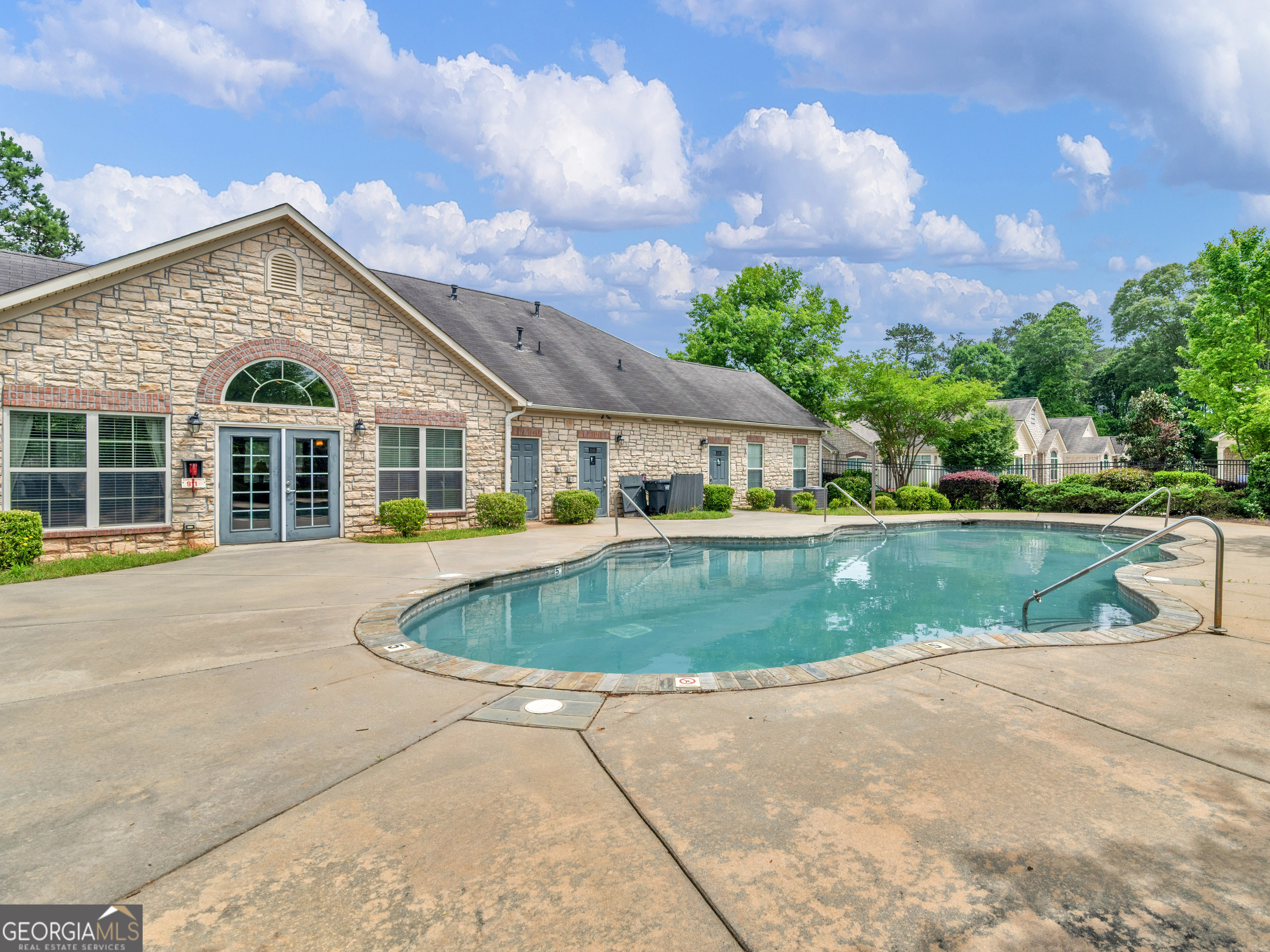 307 Gladstone Drive