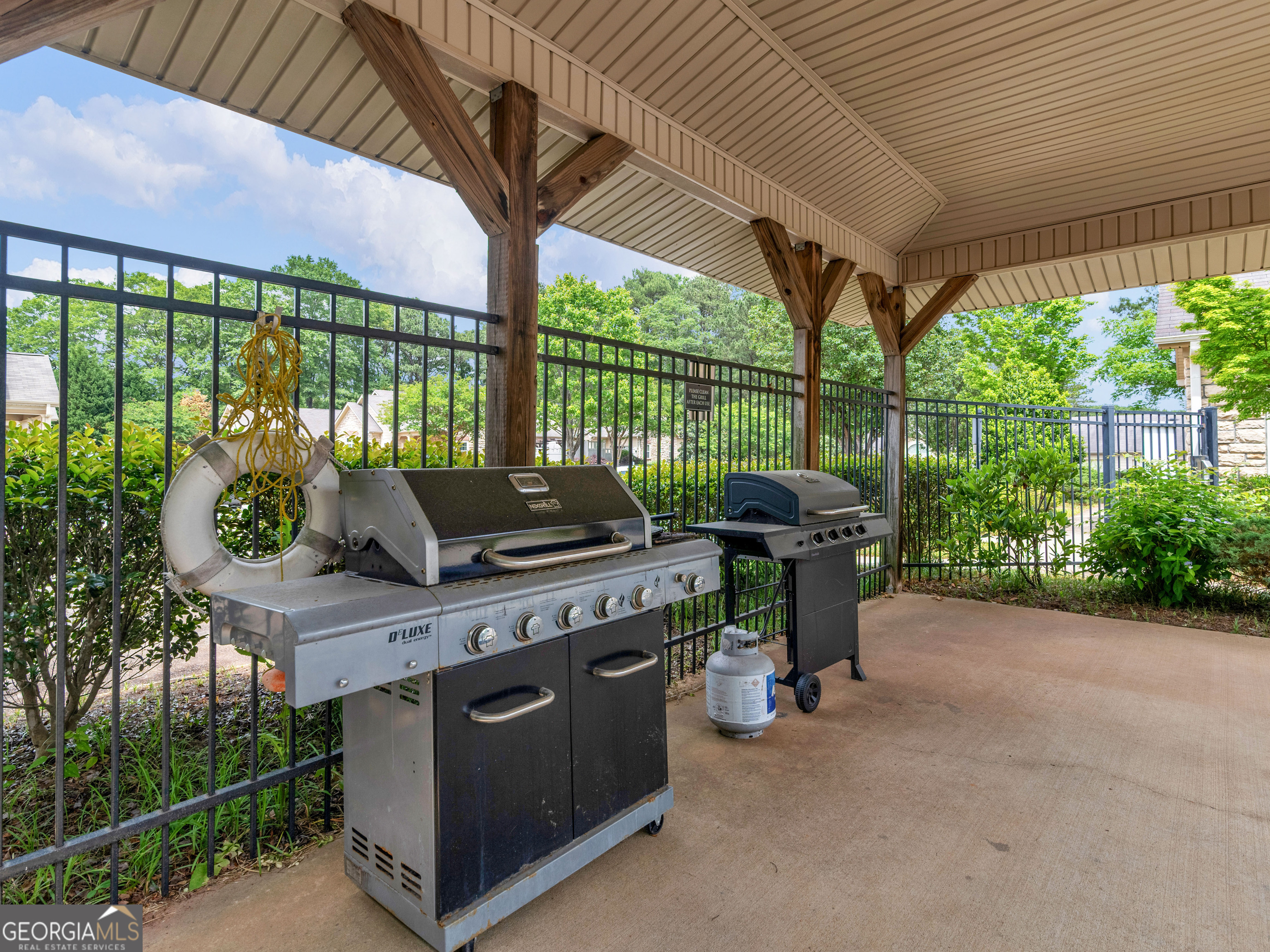 307 Gladstone Drive