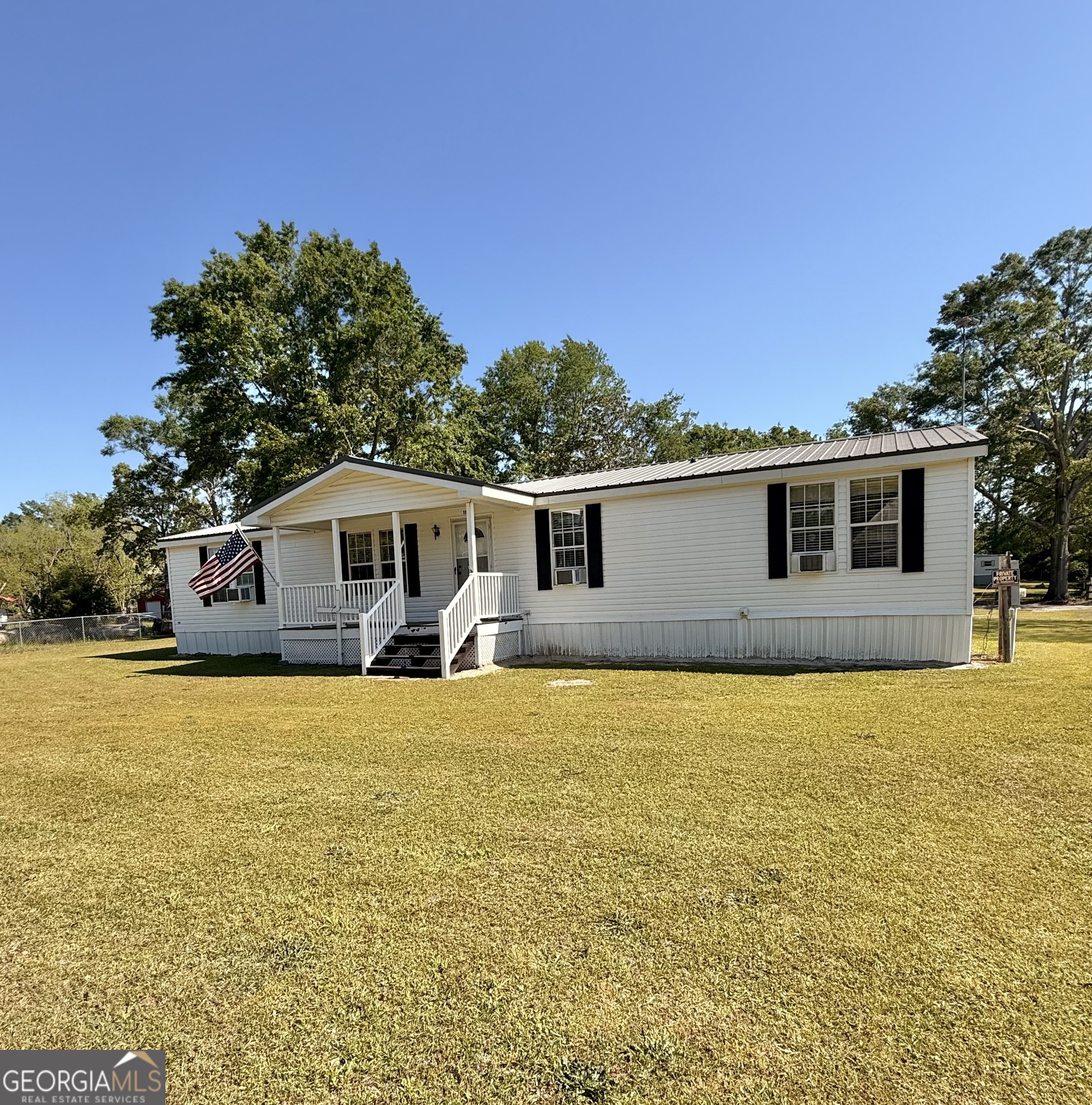 1171 Main Street