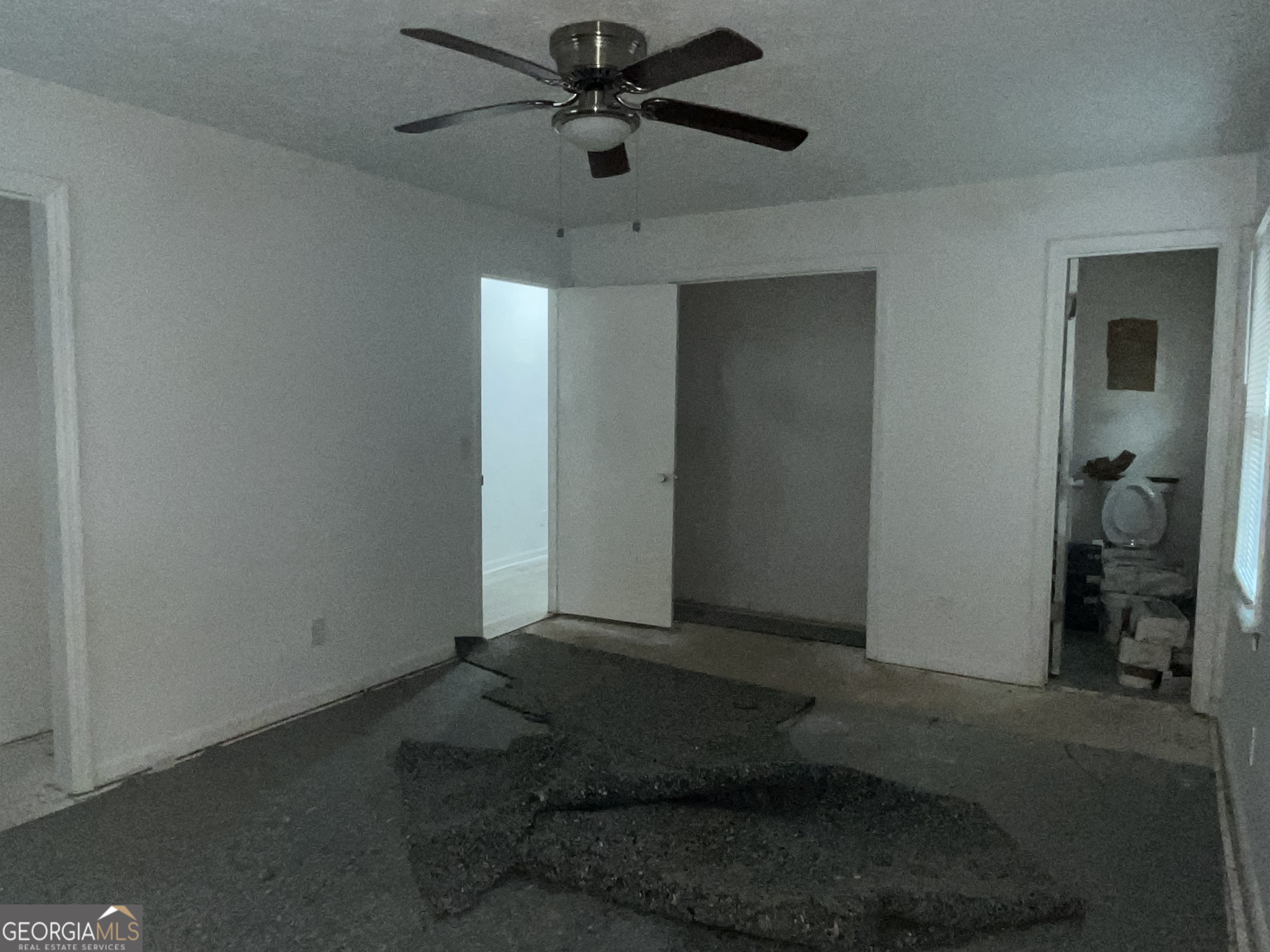 676 Bralorne Drive