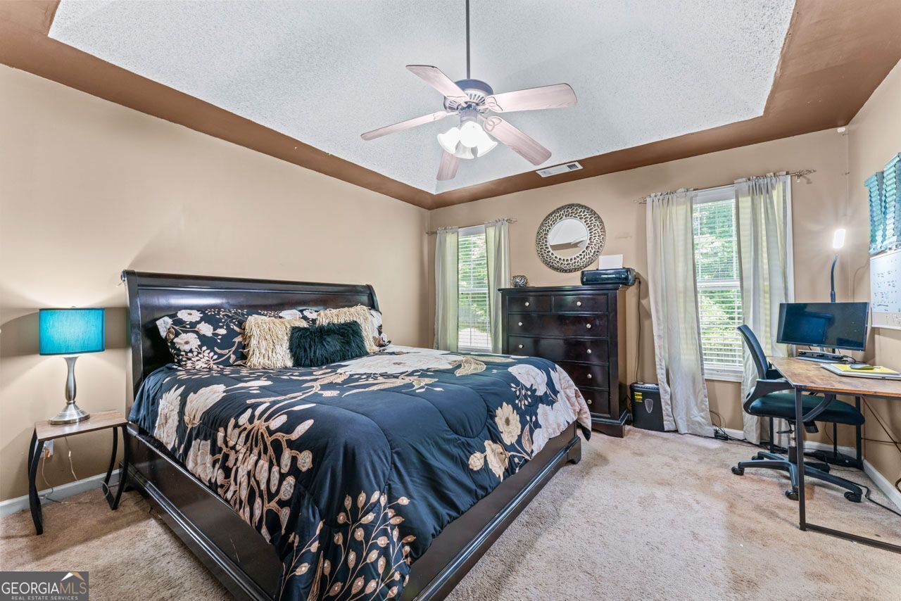 5832 Whitney Way