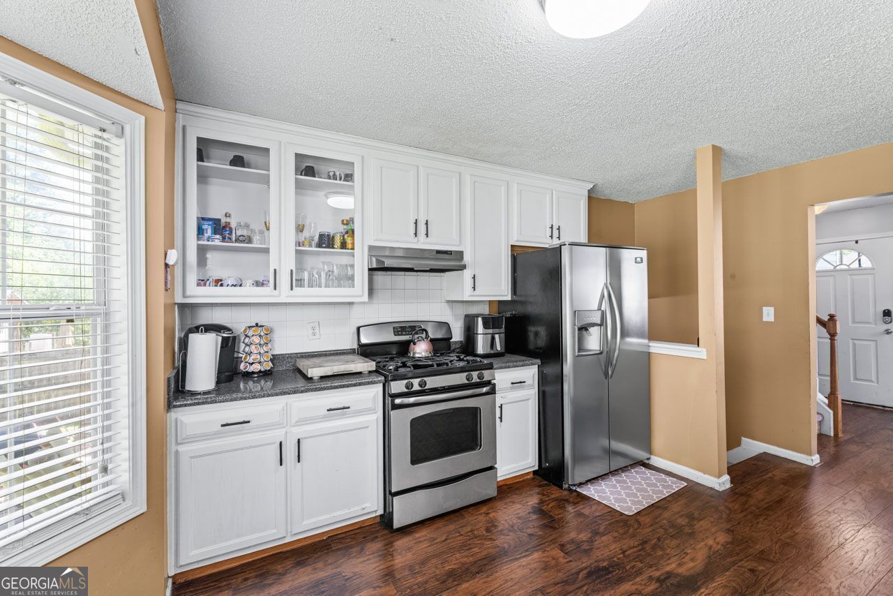 5832 Whitney Way