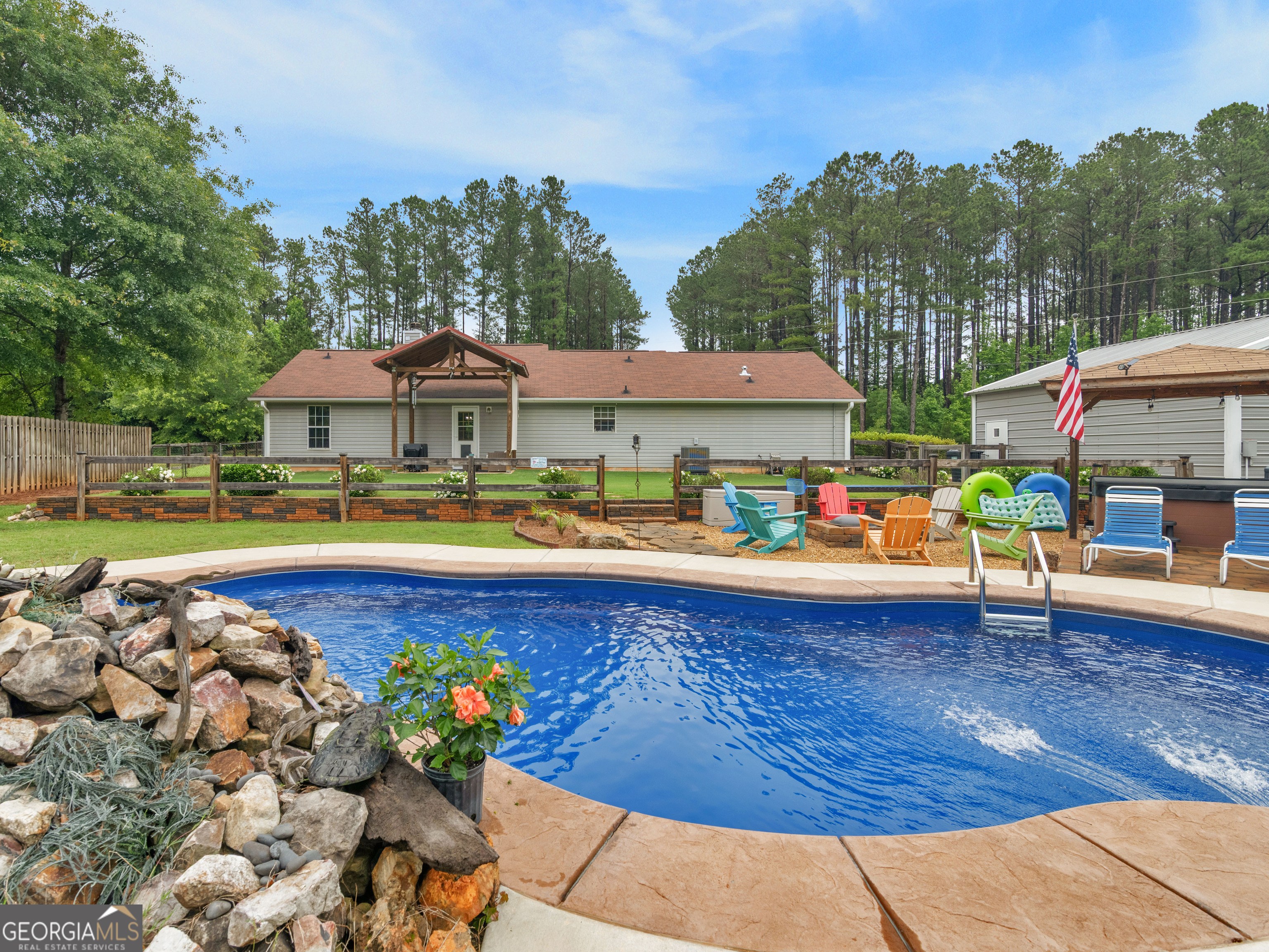 552 New Hope Road