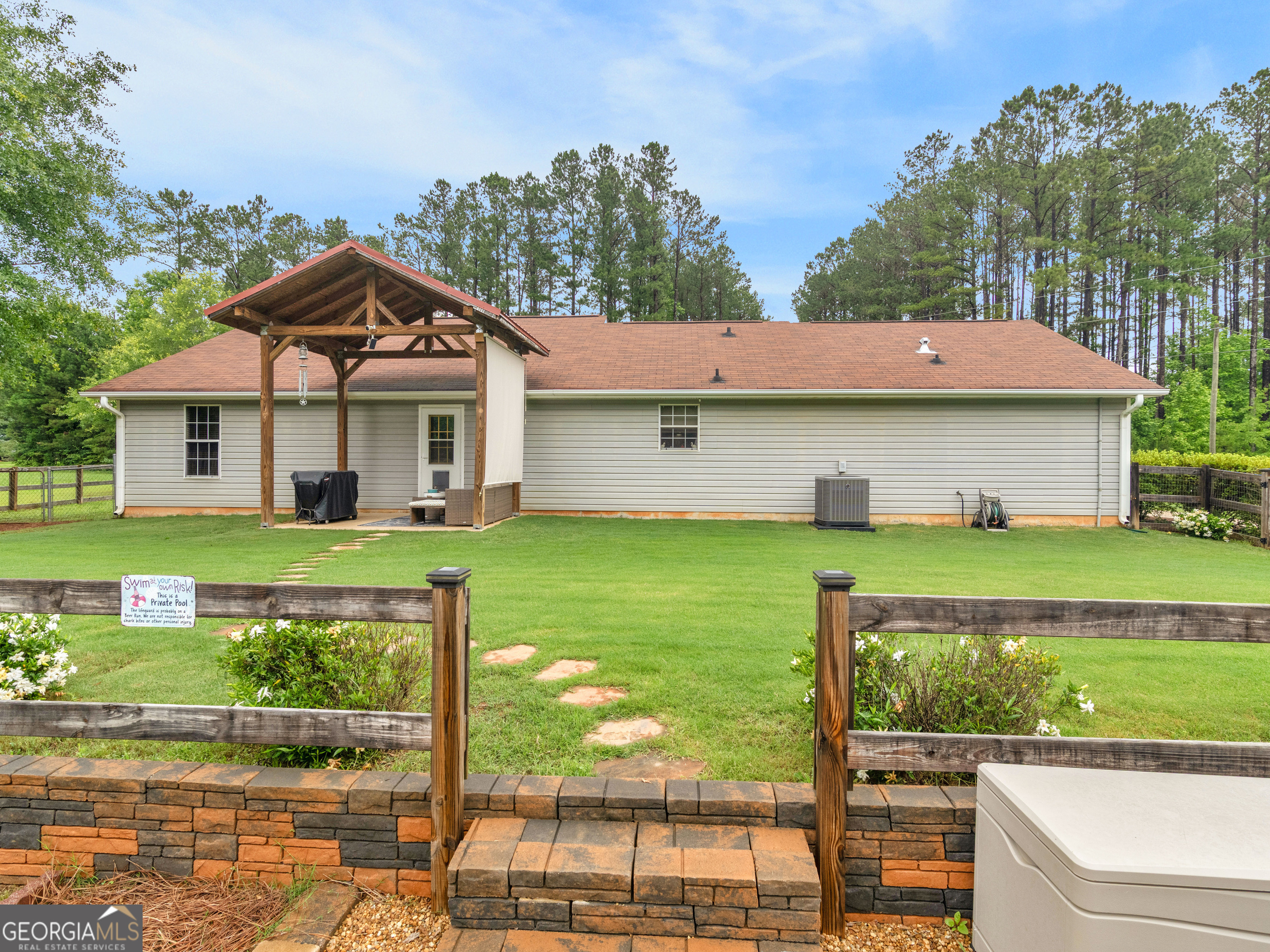 552 New Hope Road
