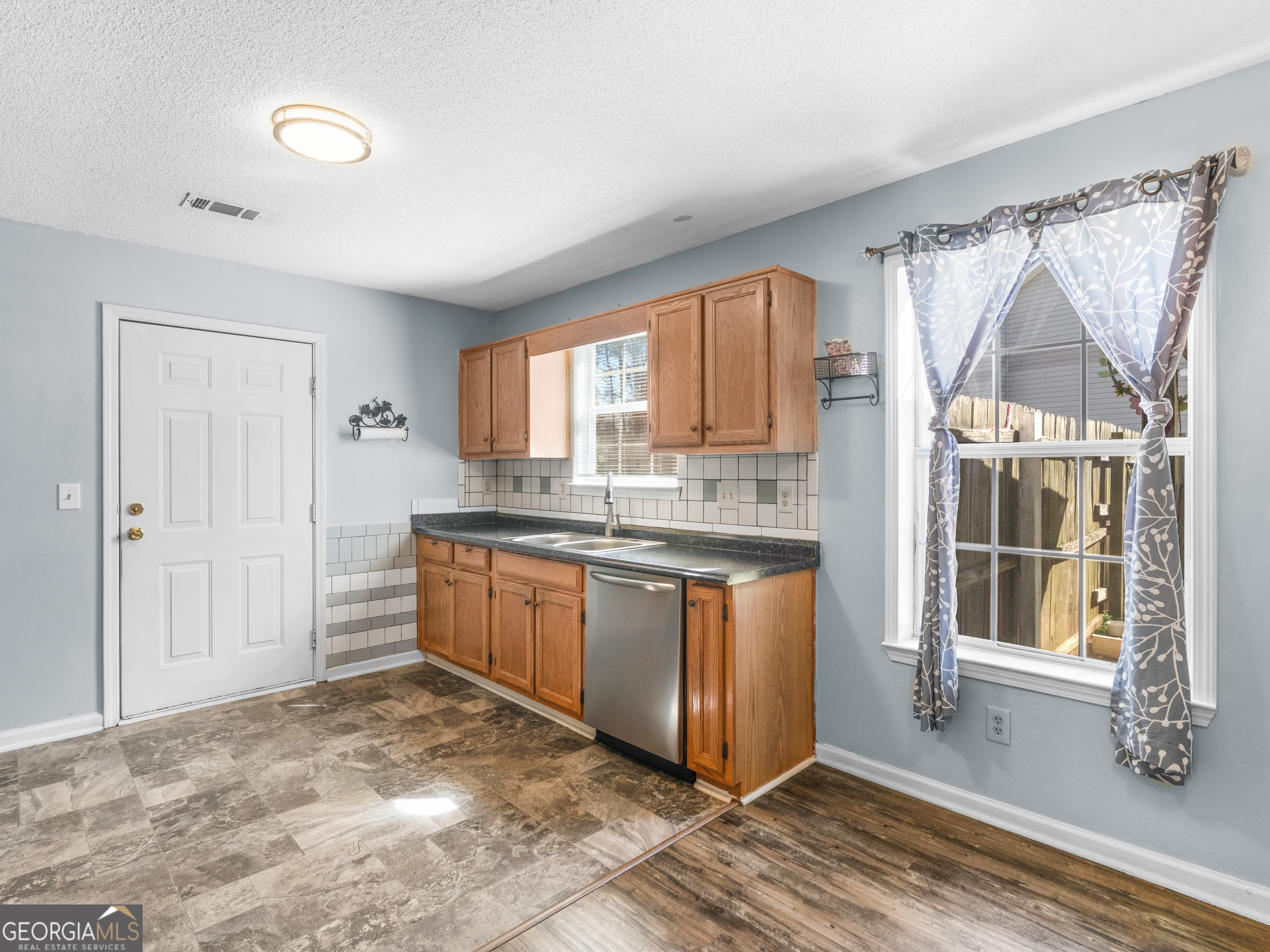 255 Brandon Ridge Circle