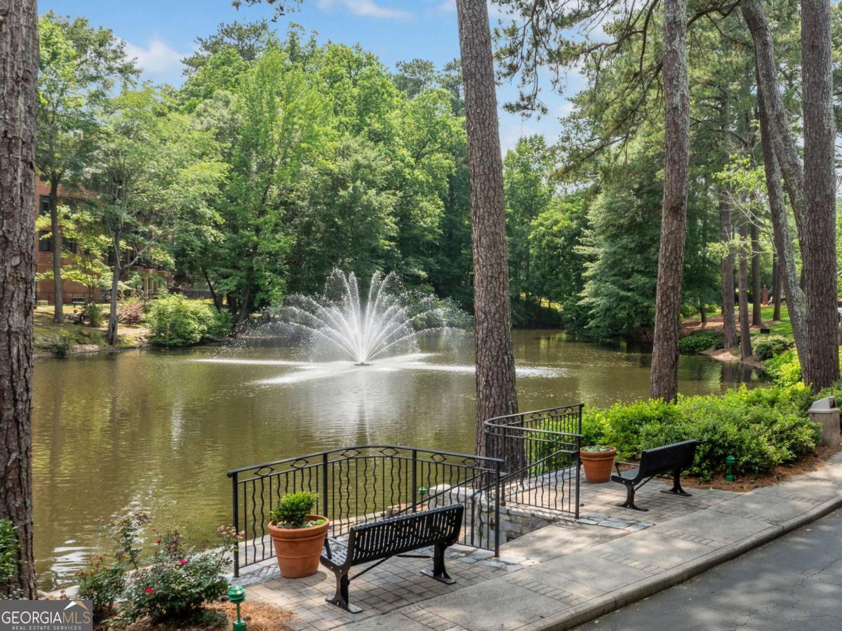 23307 Plantation Drive NE