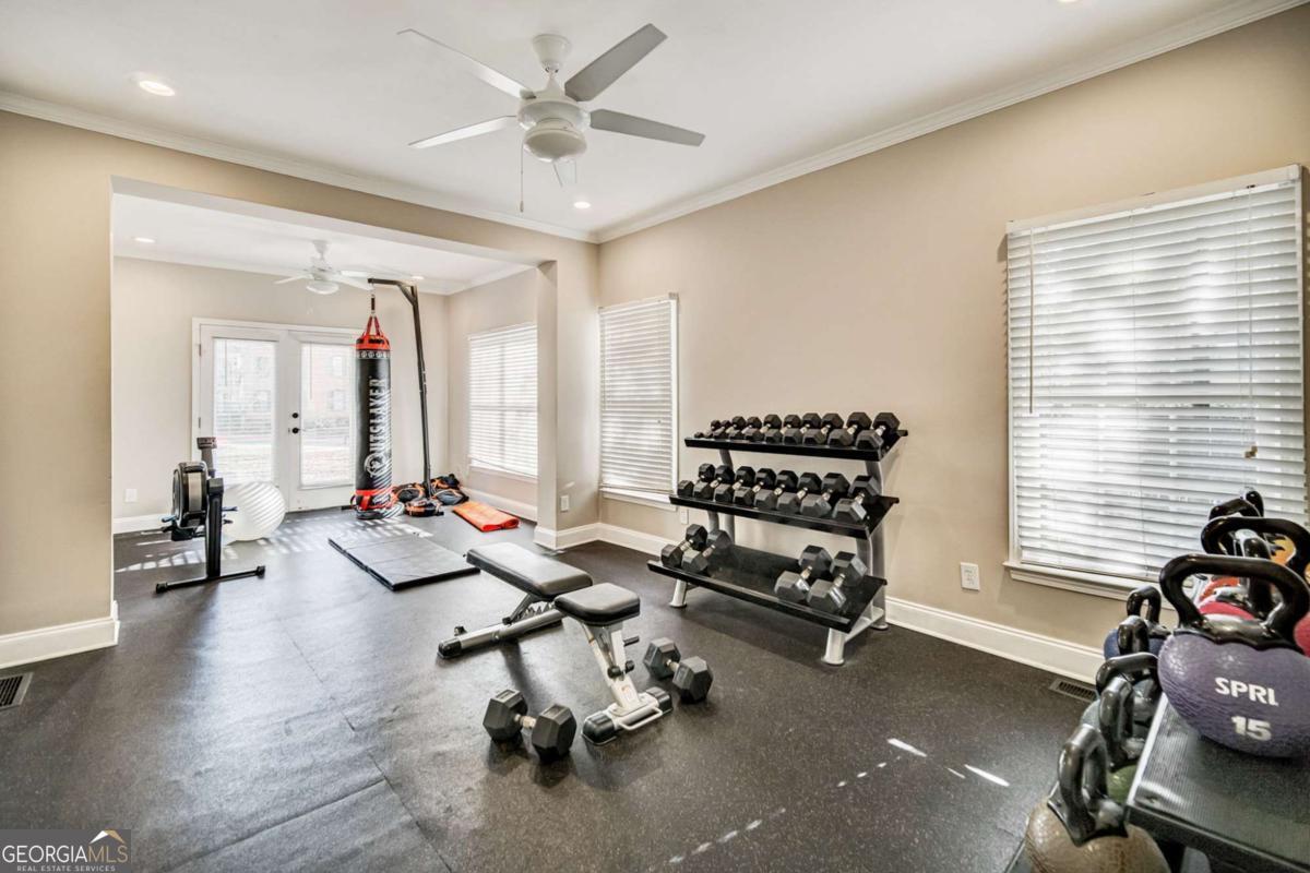 23307 Plantation Drive NE