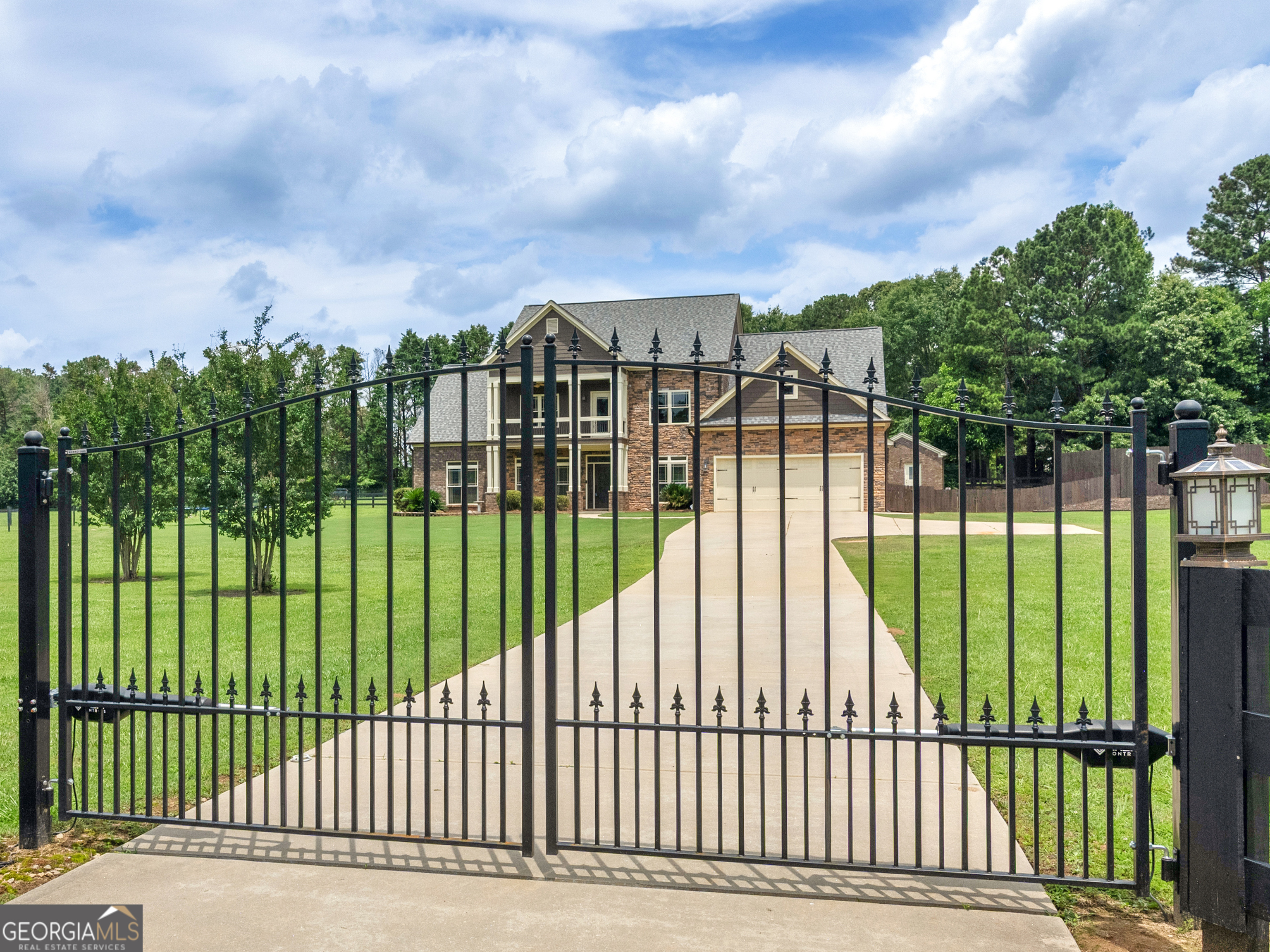 3905 Pointer Road