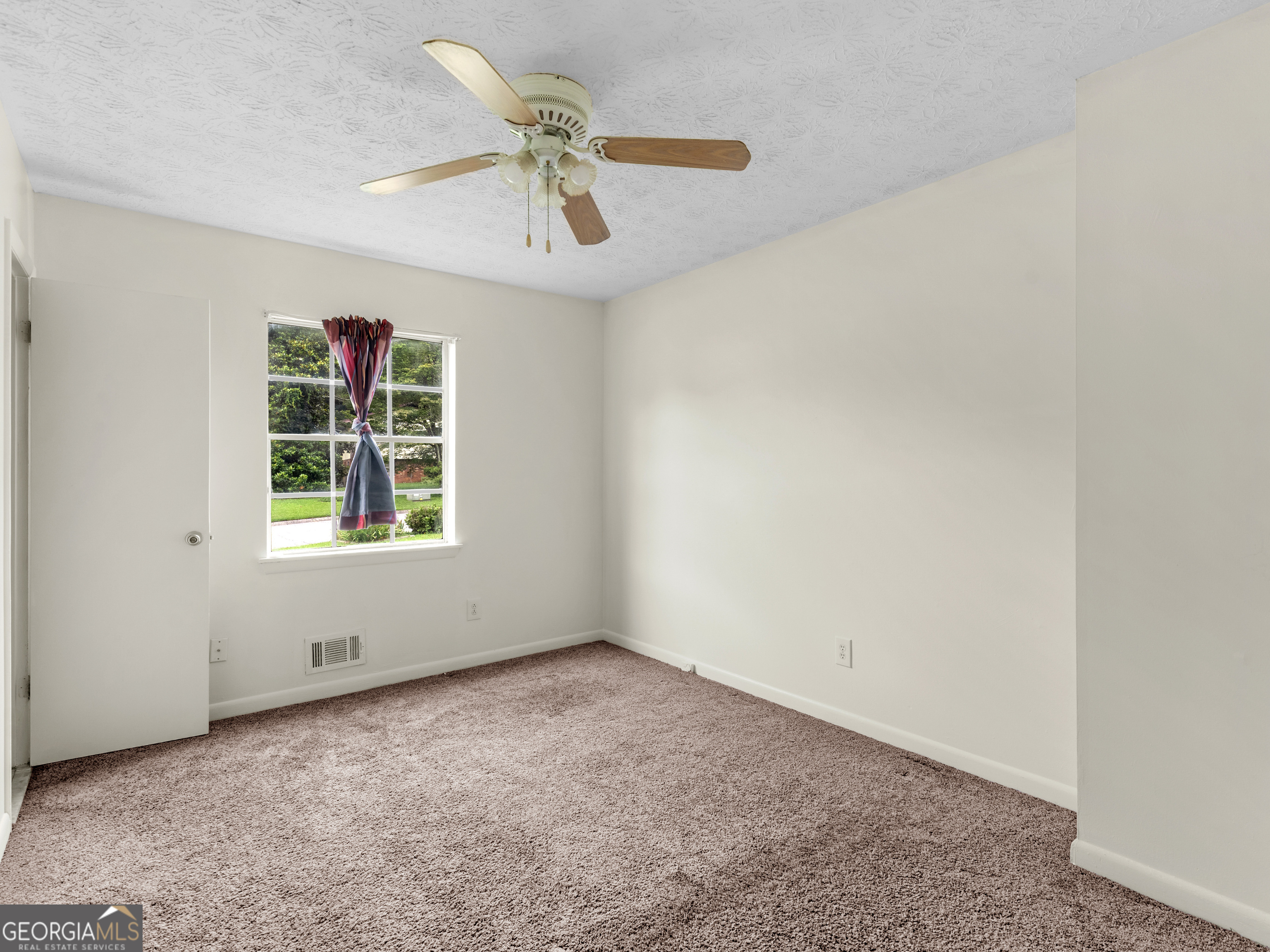 8310 Meridian Drive