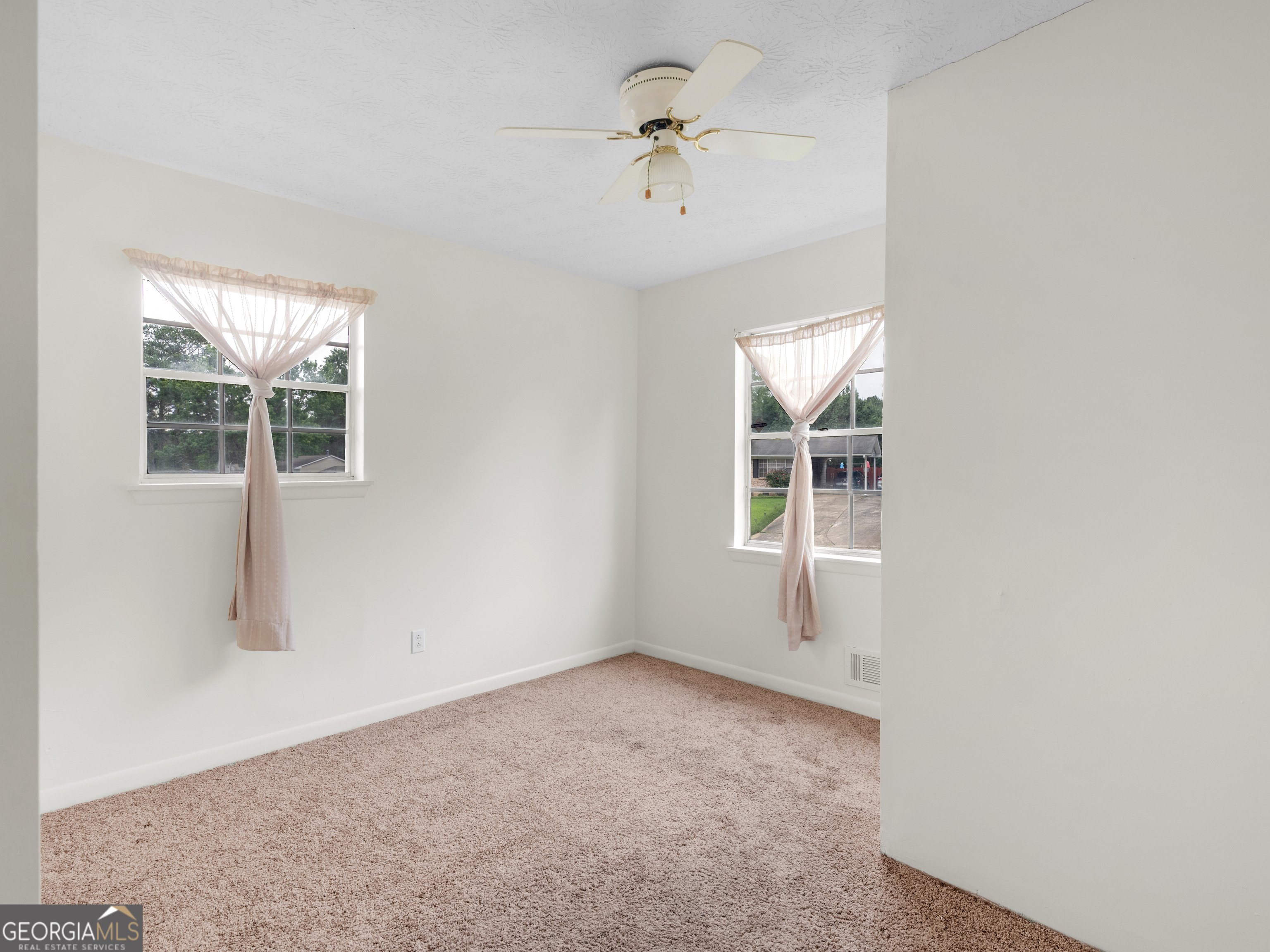 8310 Meridian Drive