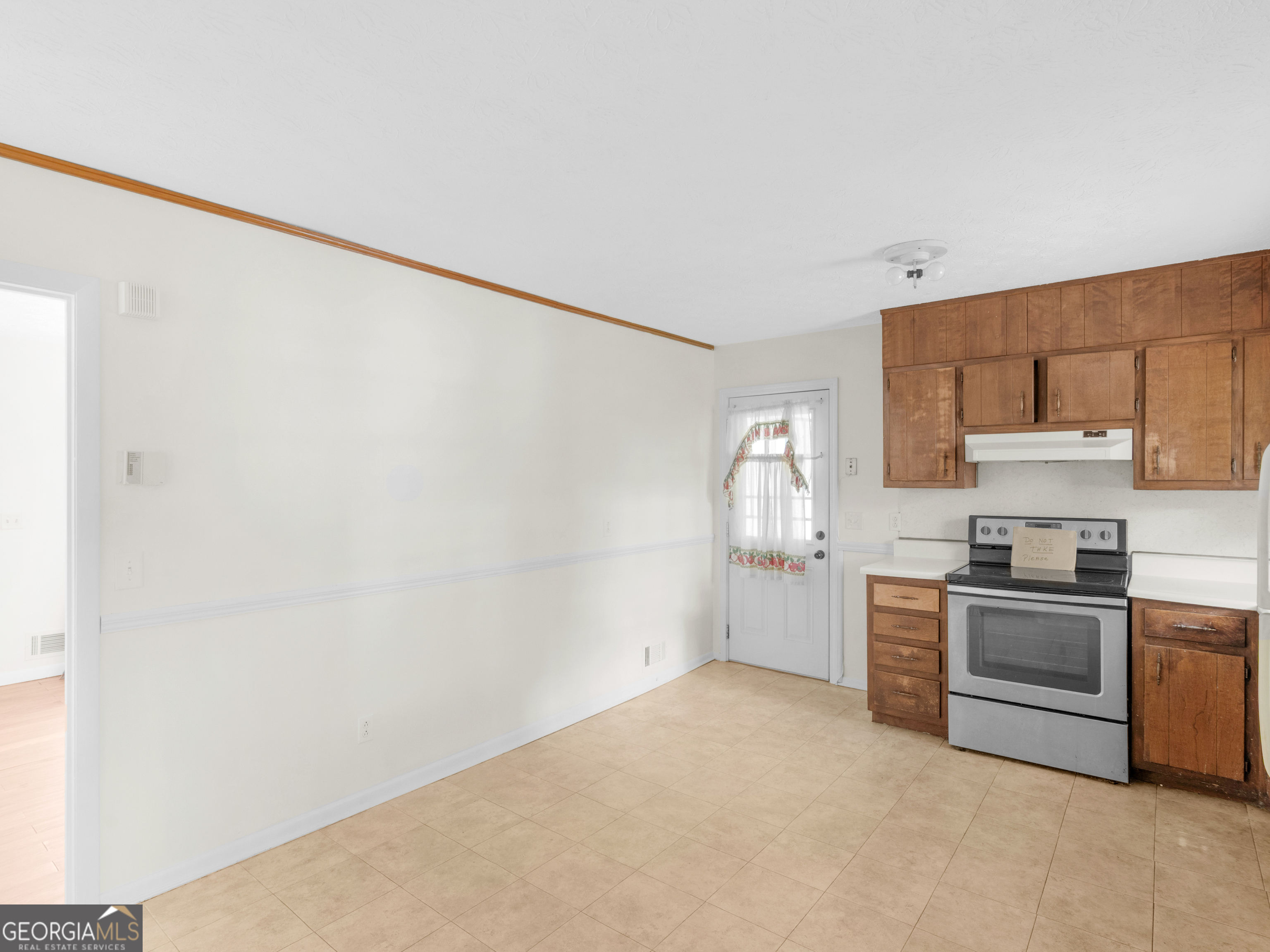 8310 Meridian Drive