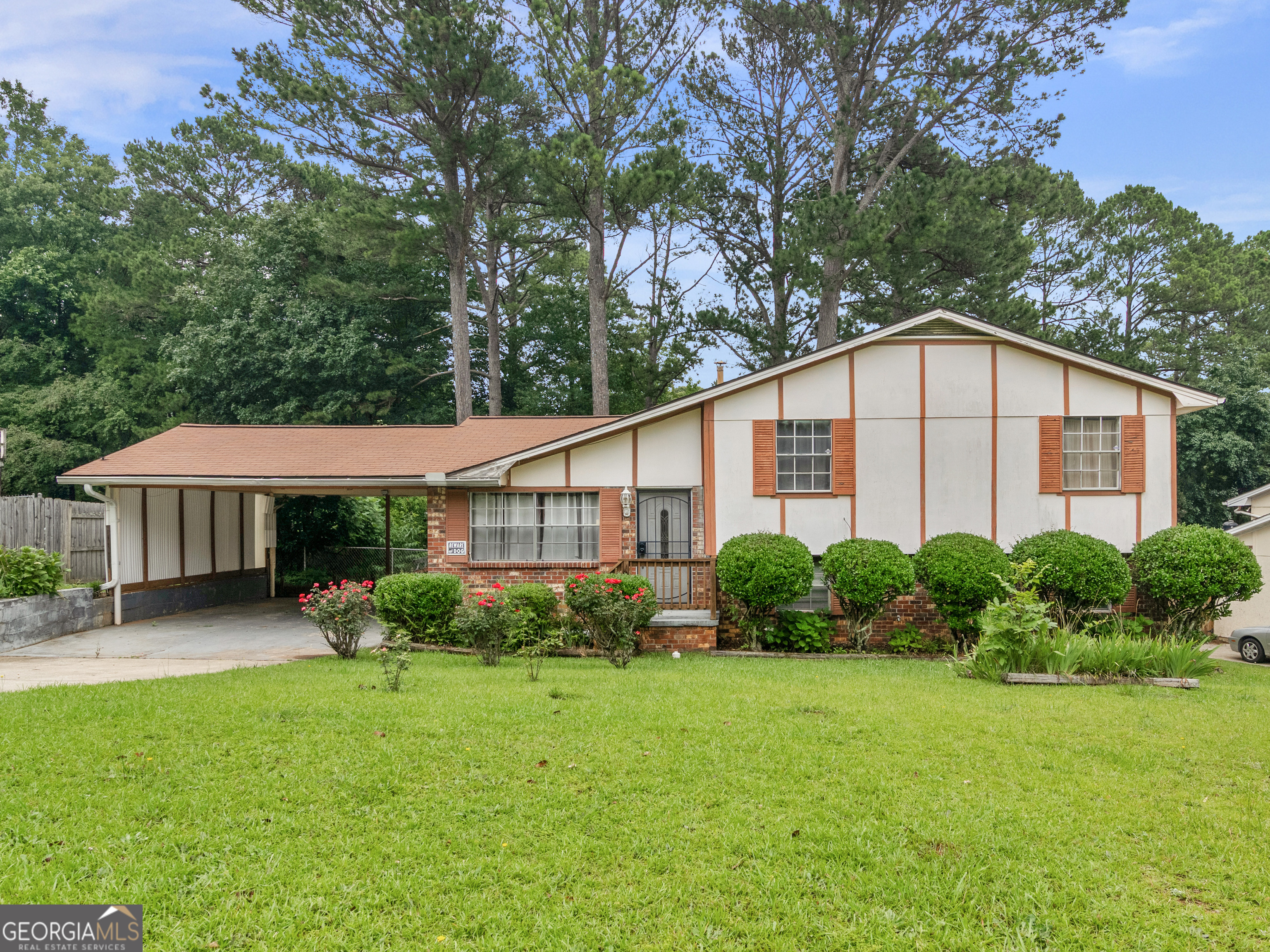 8310 Meridian Drive