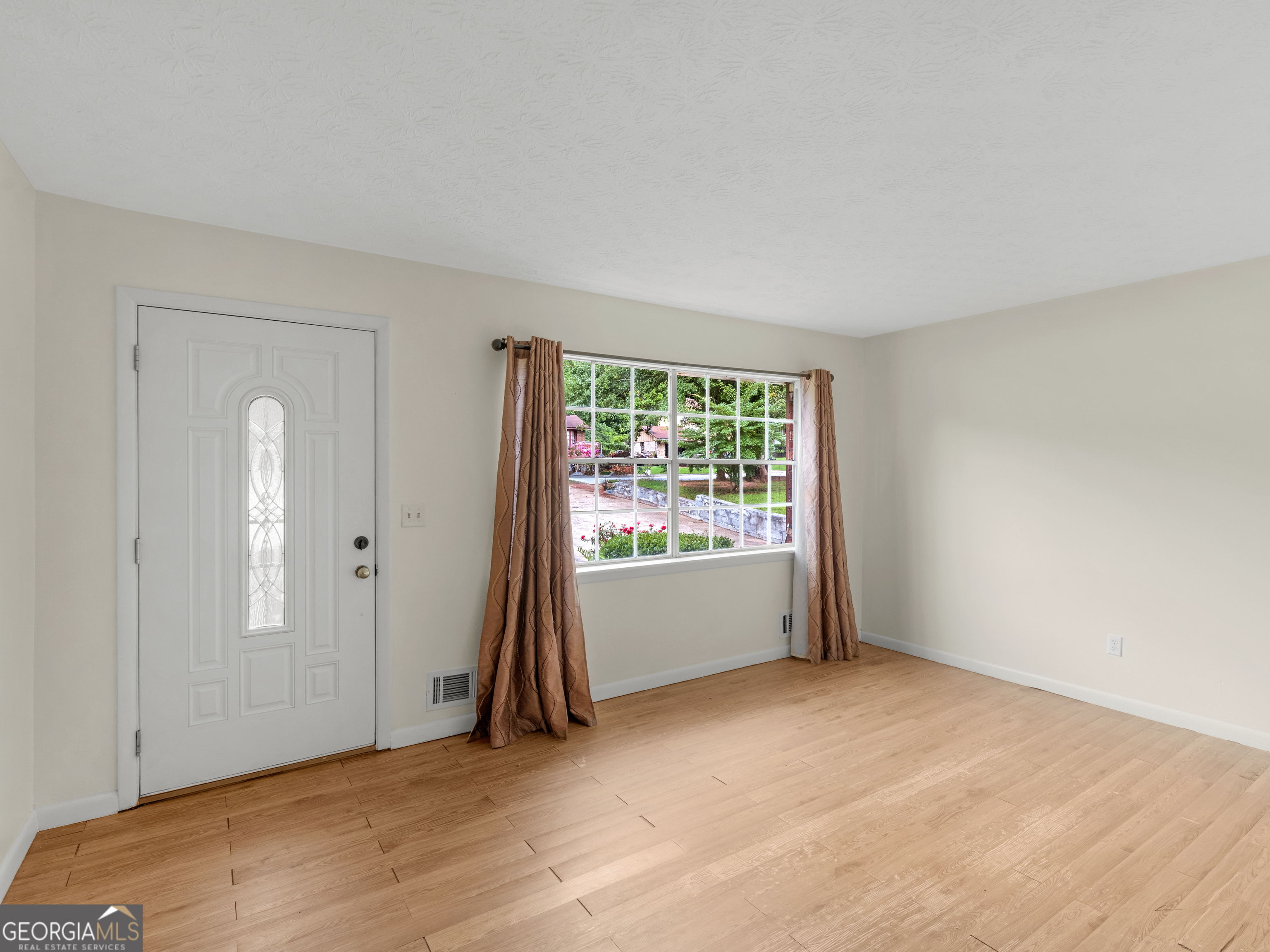 8310 Meridian Drive