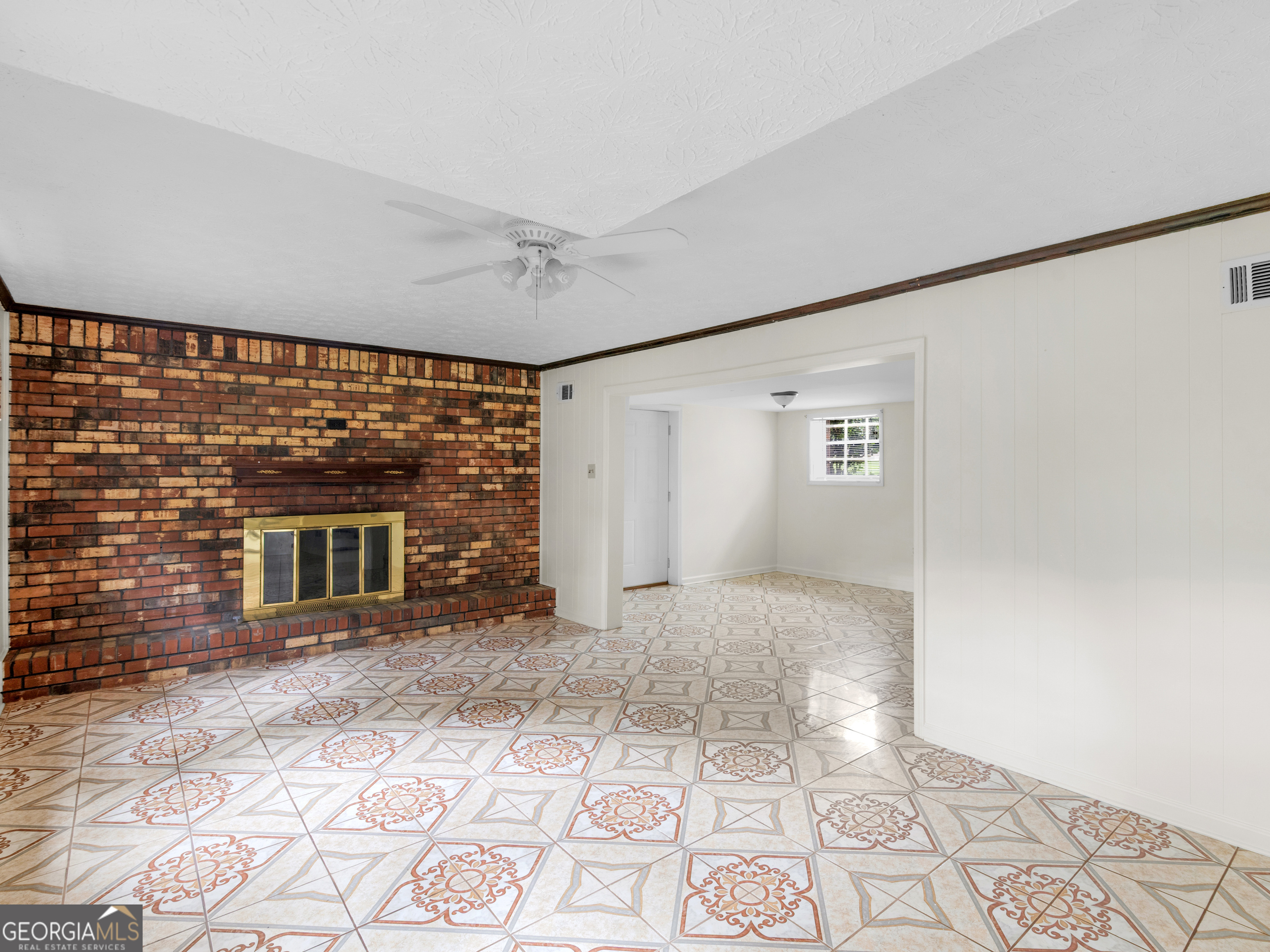 8310 Meridian Drive