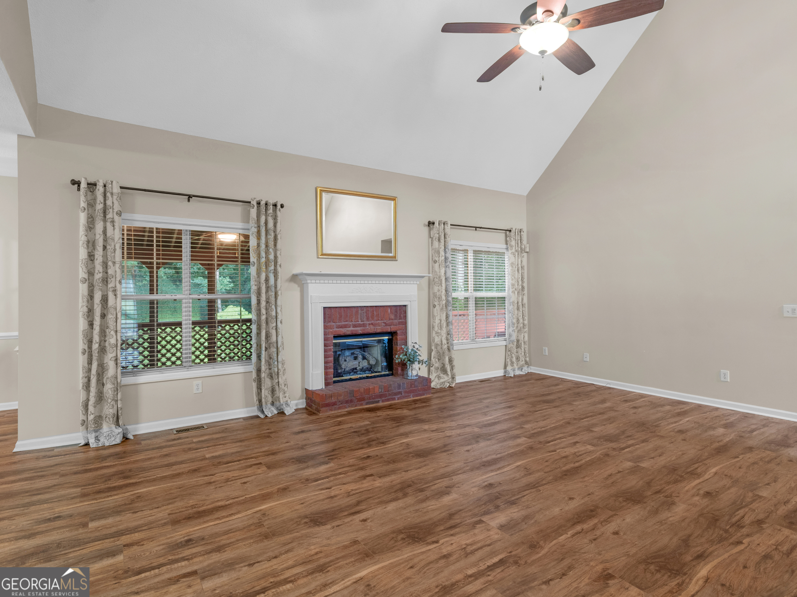 1024 Eddie Craig Drive