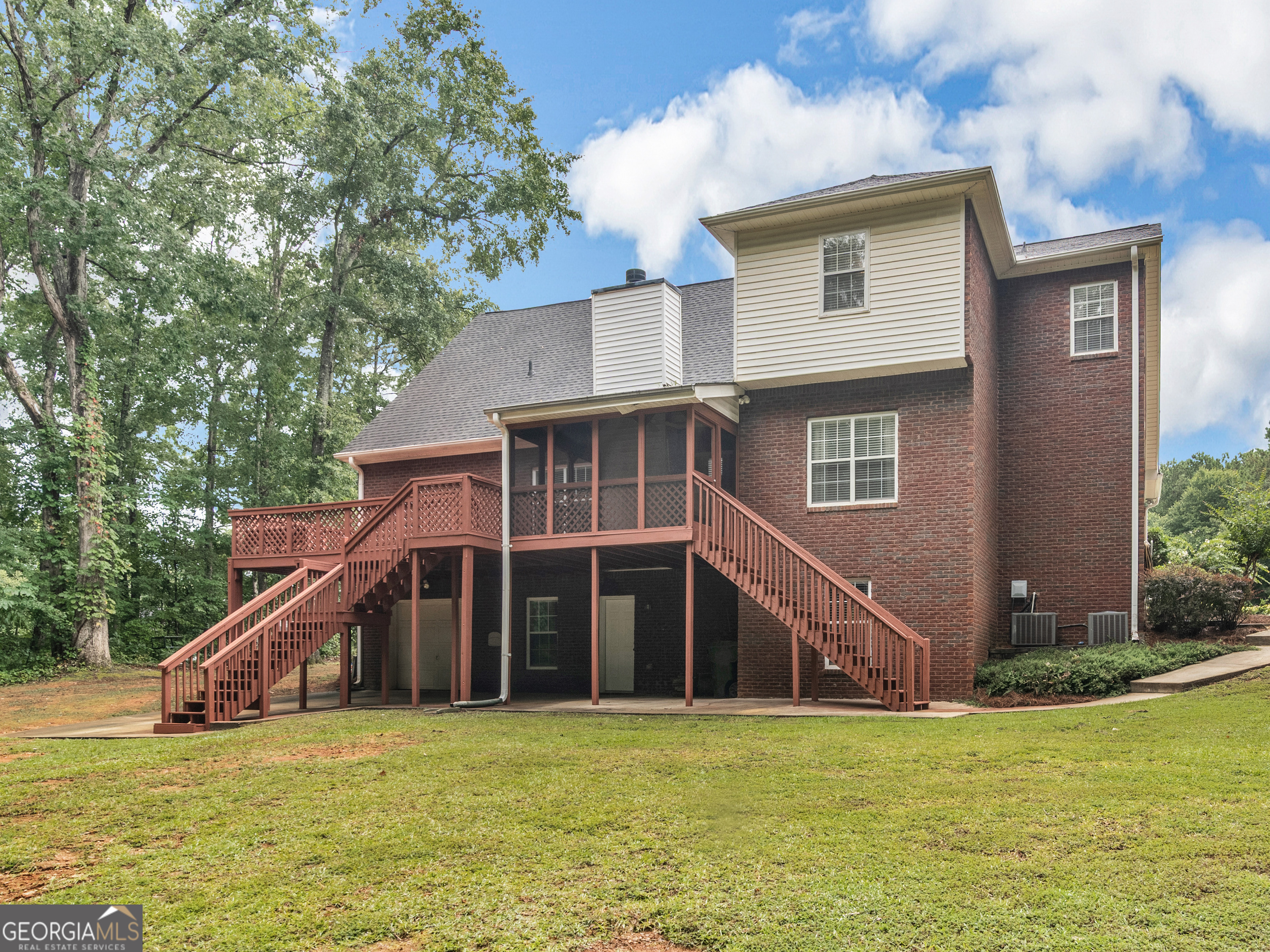 1024 Eddie Craig Drive