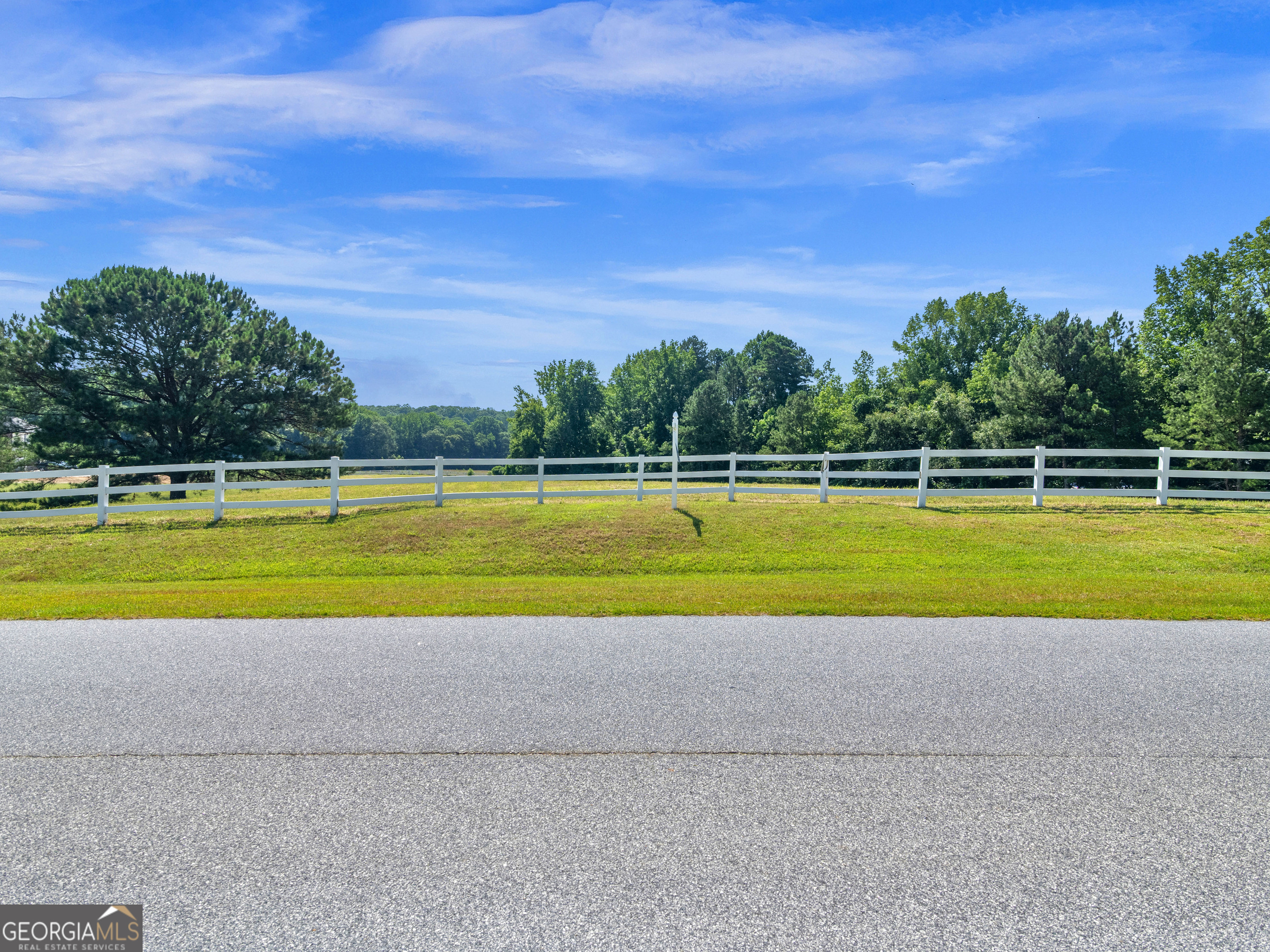 10 Longview Drive