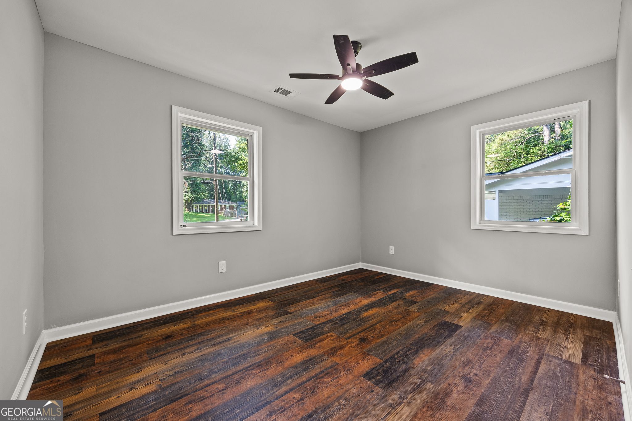 53 Lucia Drive SE