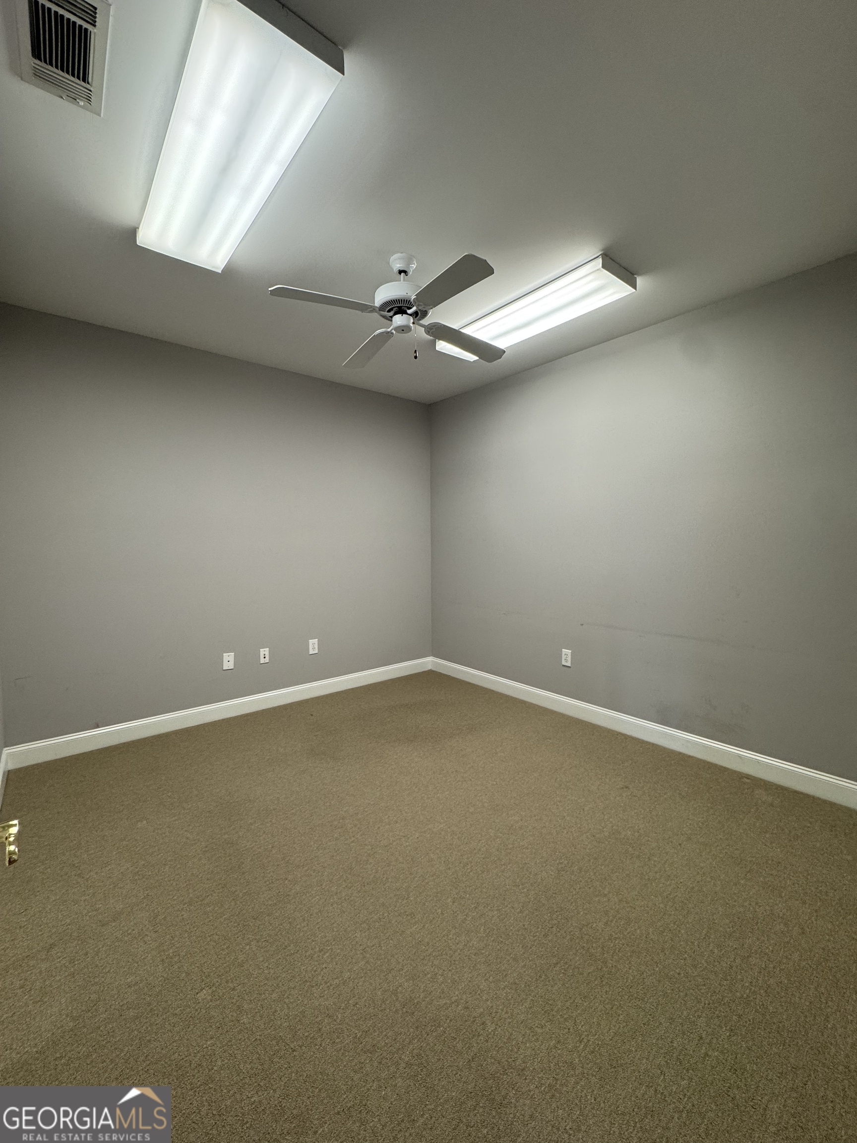 354 Corporate Center Court